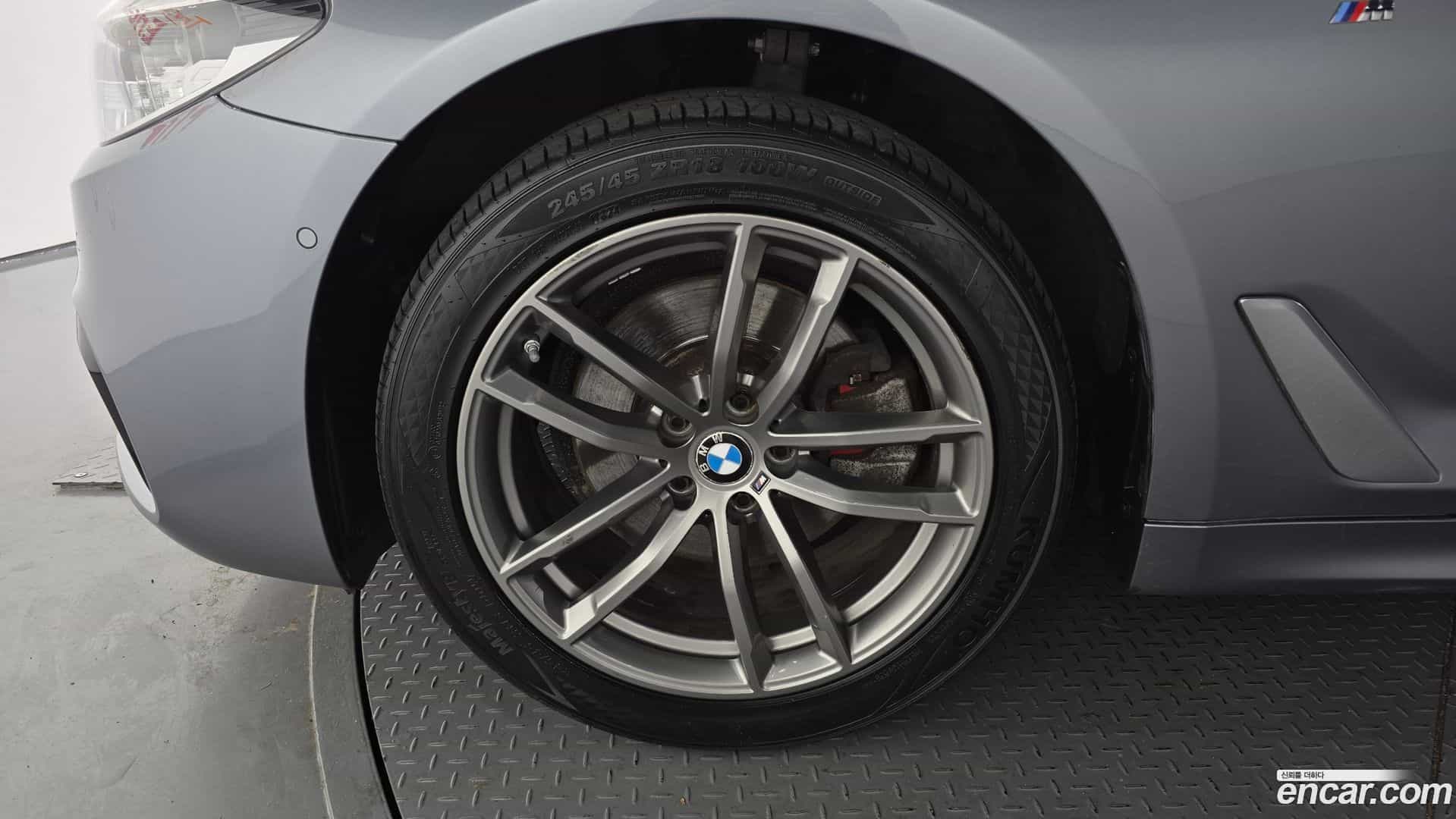 5-Series BMW 2018.4-OUTER-005