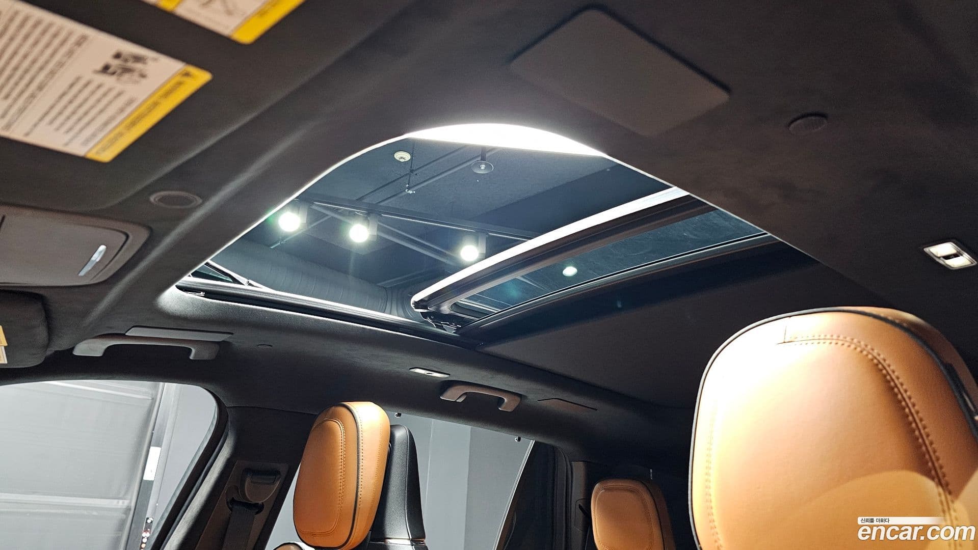 Main__Slider__Photo:Aviator Lincoln 2020.8-16
