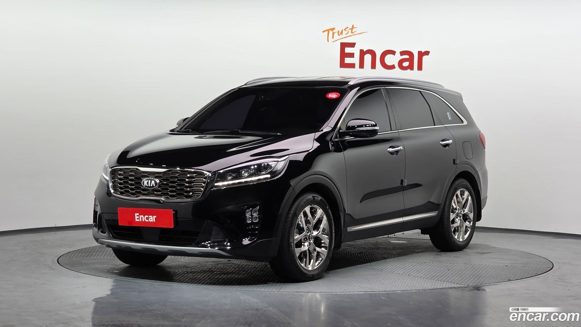 Main__Slider__Photo:Sorento Kia 2019.3-0