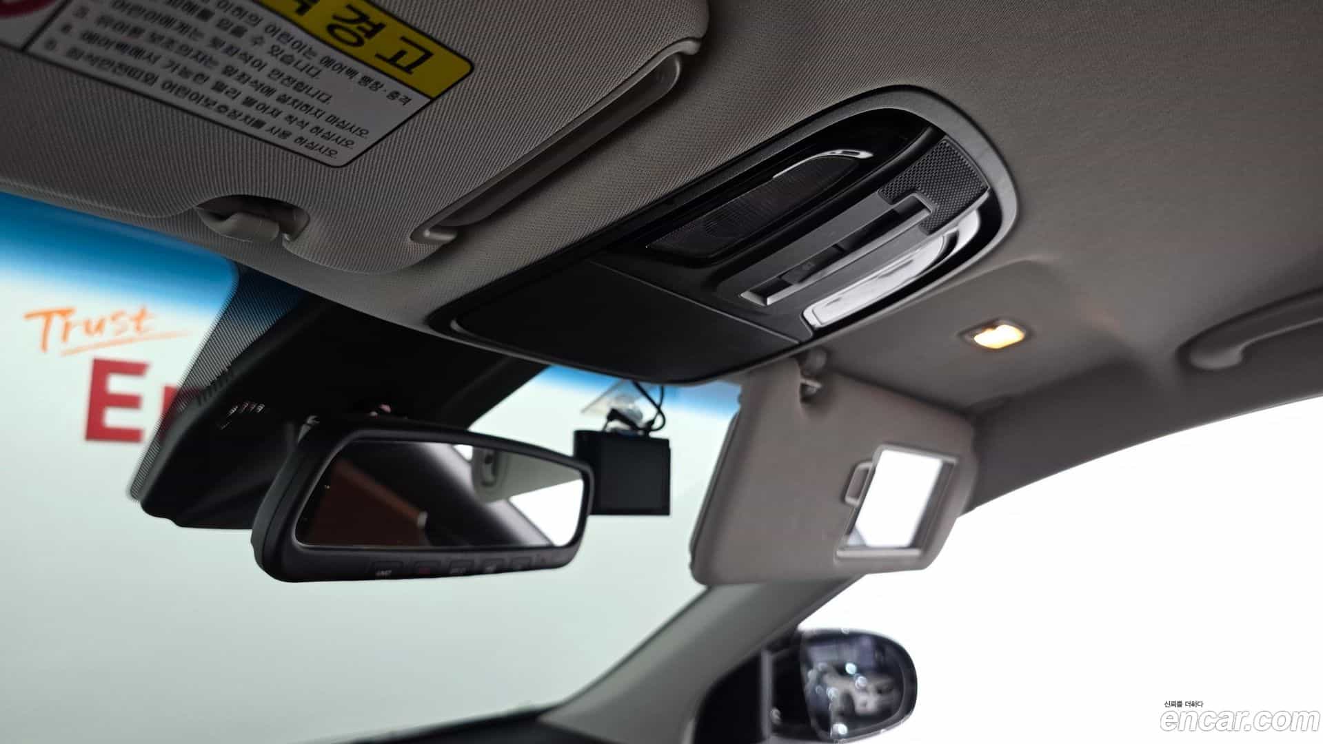 Sorento Kia 2019.3-OPTION-022