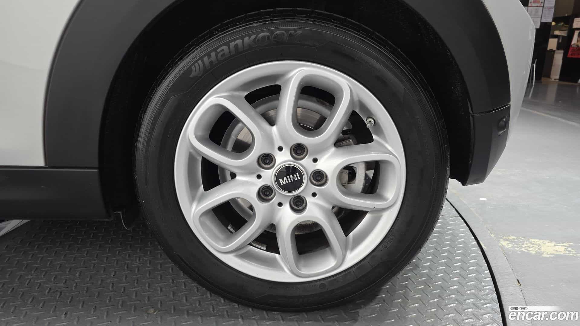 Cooper Mini 2021.0-OUTER-031