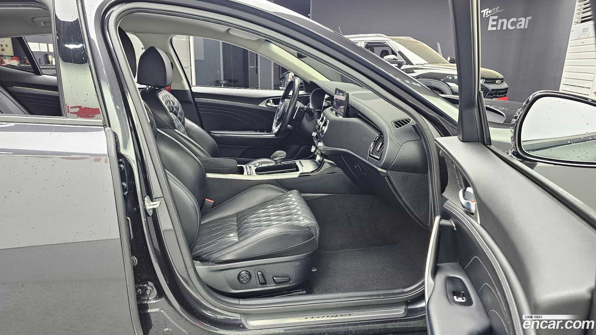 Stinger Kia 2021.5-OPTION-015