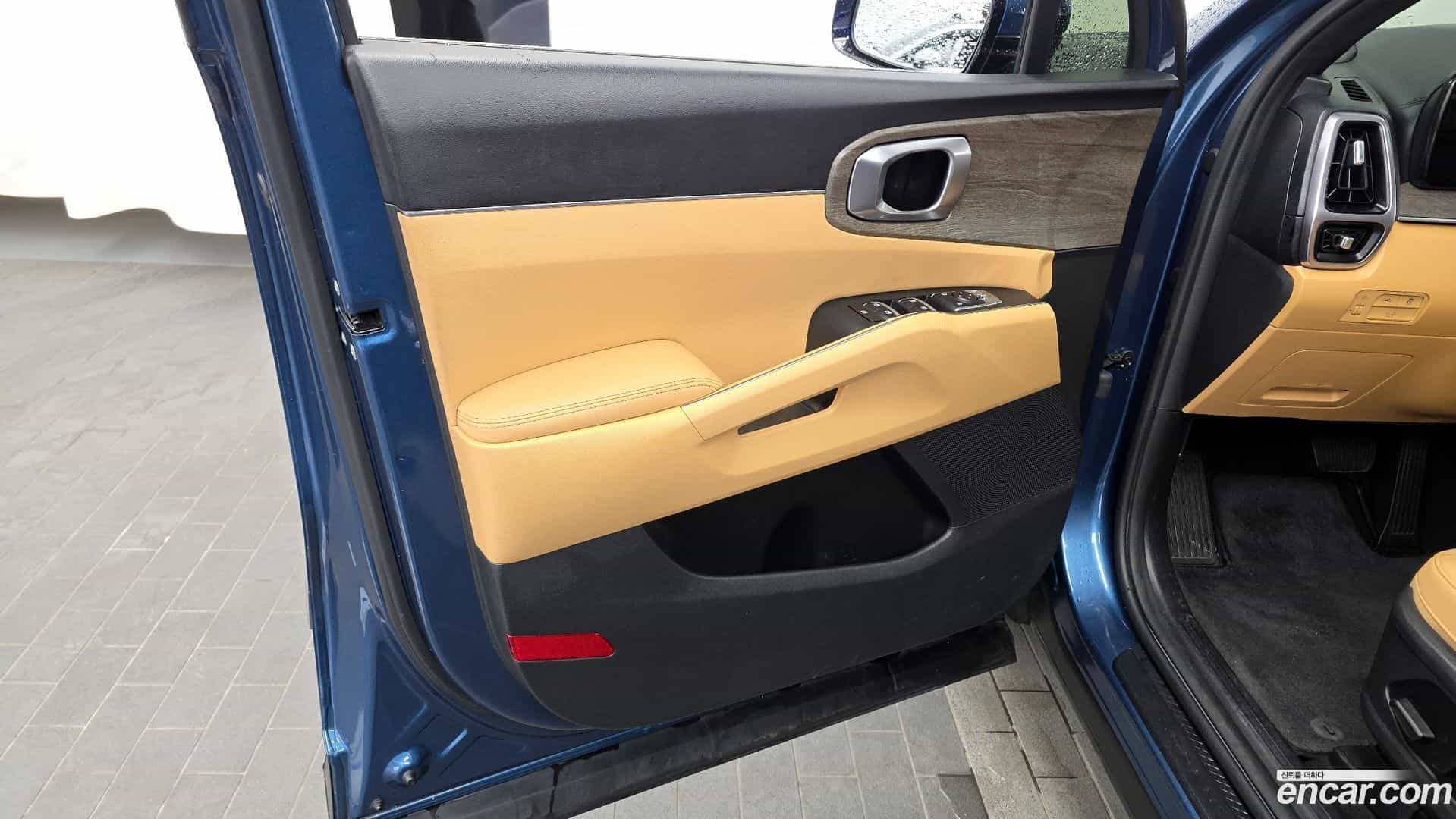 Sorento Kia 2022.3-INNER-034