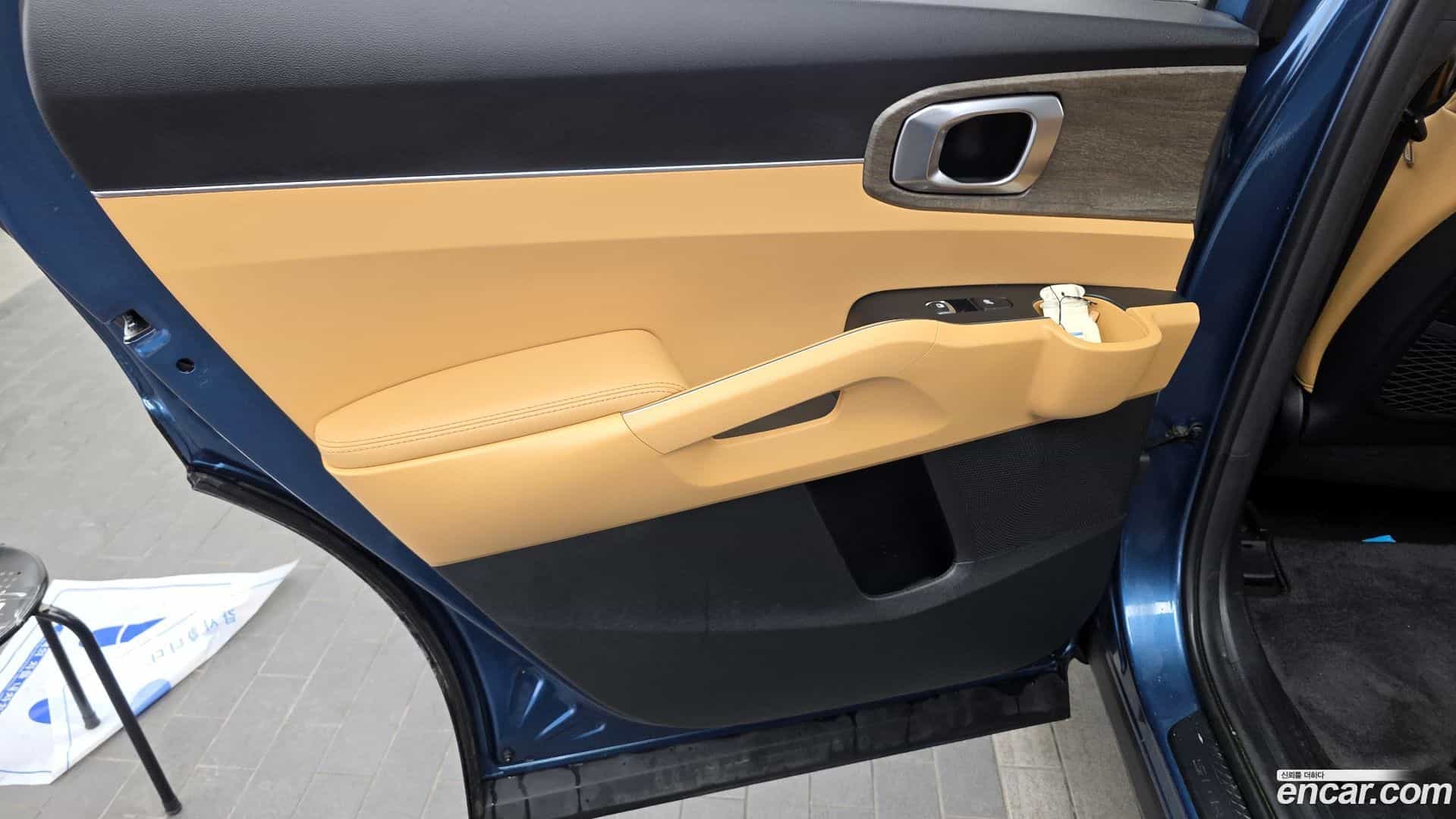 Sorento Kia 2022.3-INNER-035