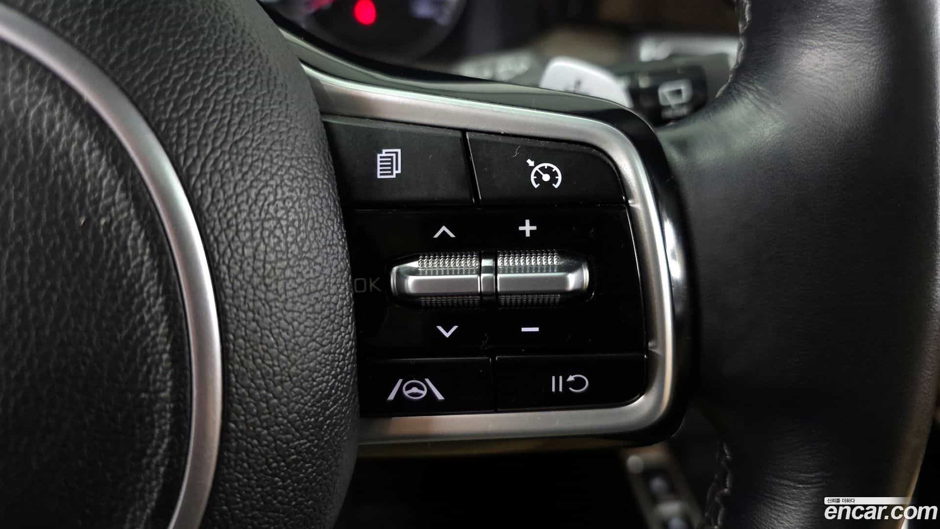 Sorento Kia 2022.3-OPTION-044