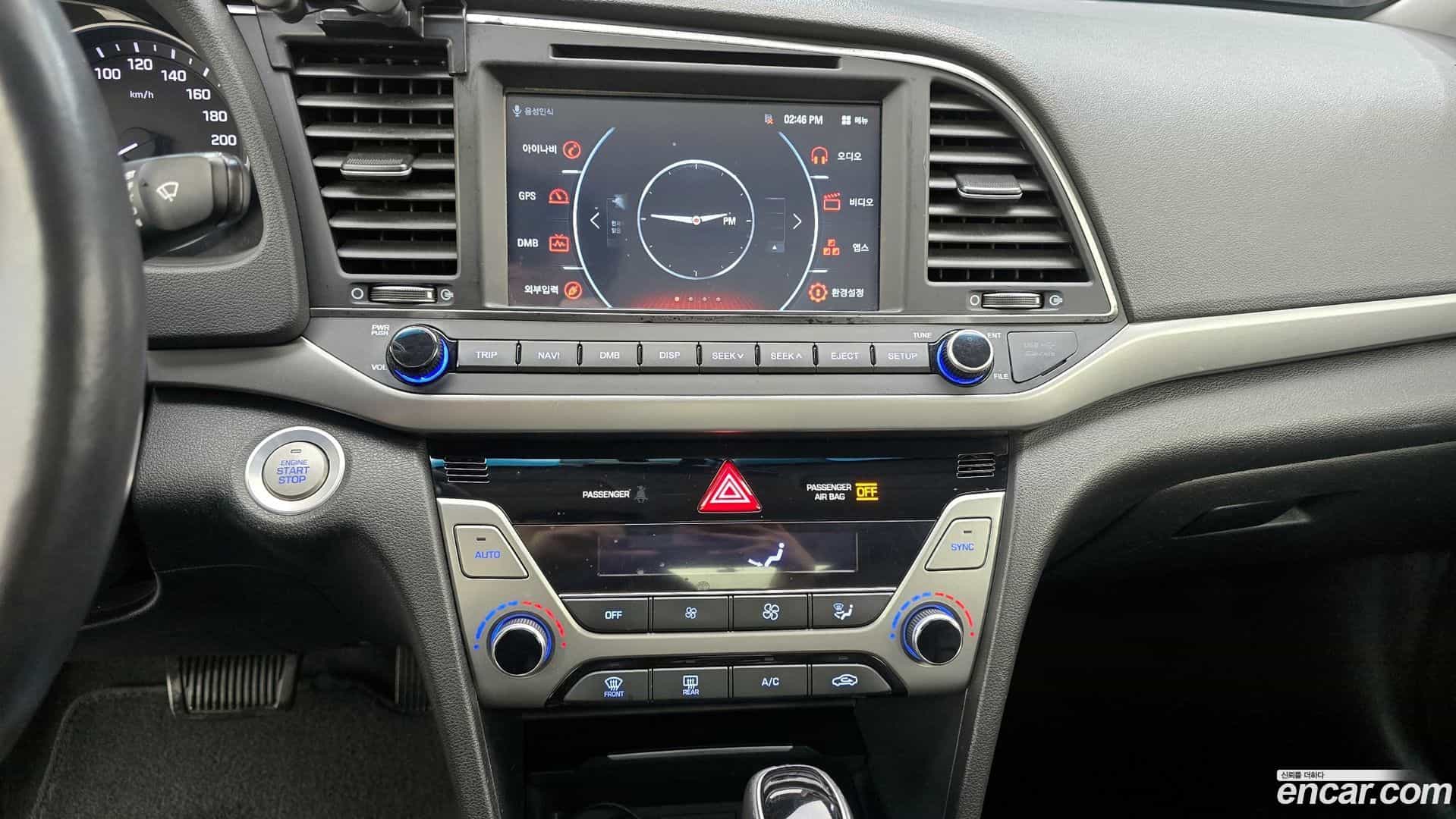 AVANTE Hyundai 2016.2-OPTION-018