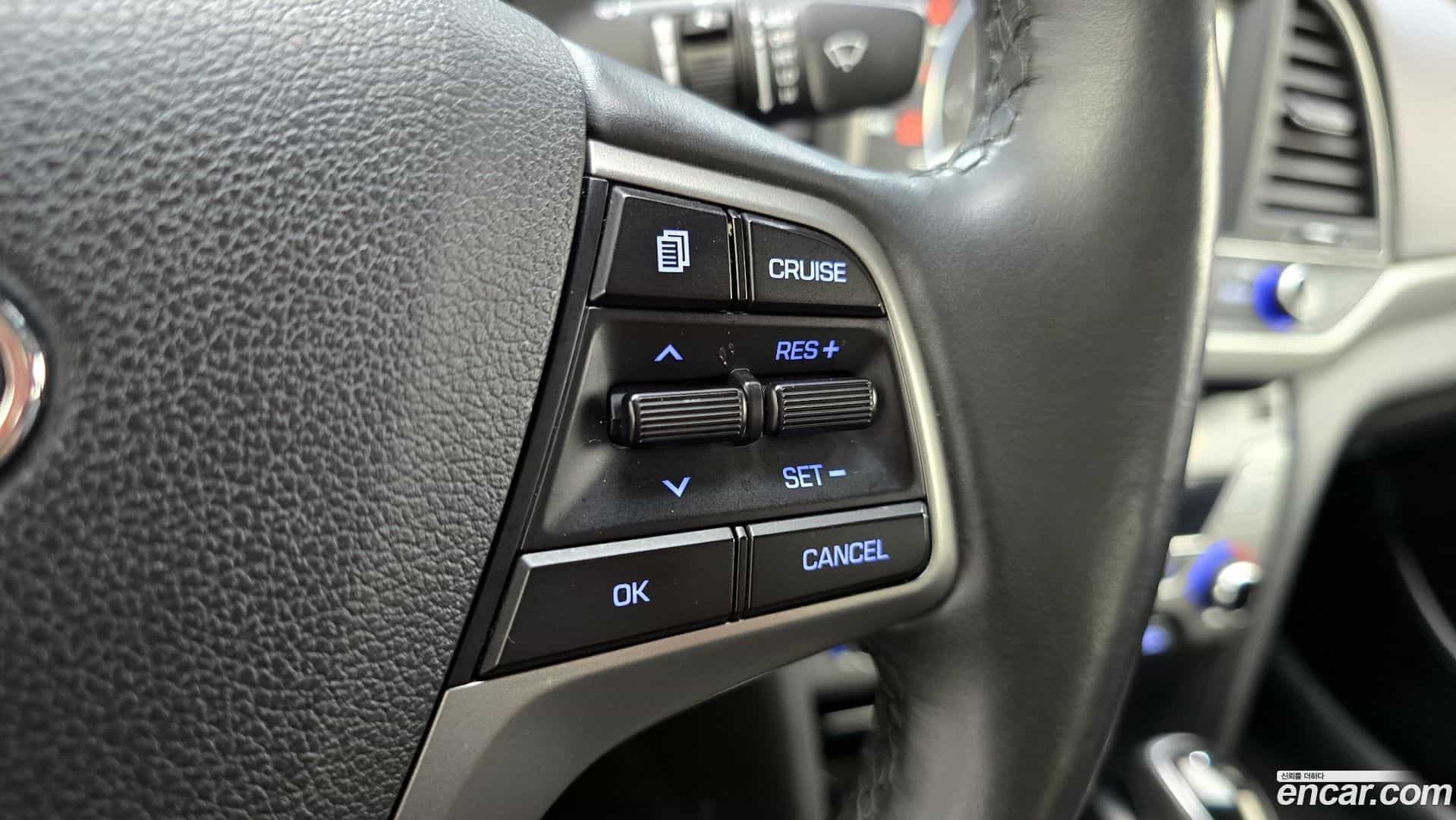 AVANTE Hyundai 2016.2-OPTION-021