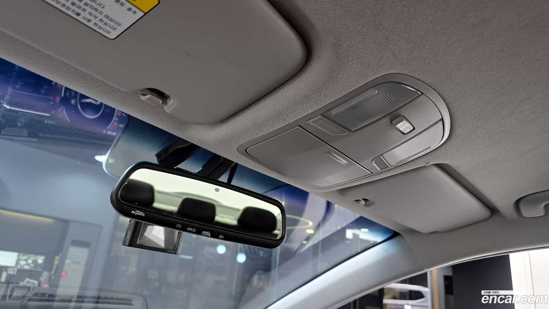 AVANTE Hyundai 2016.2-OPTION-023
