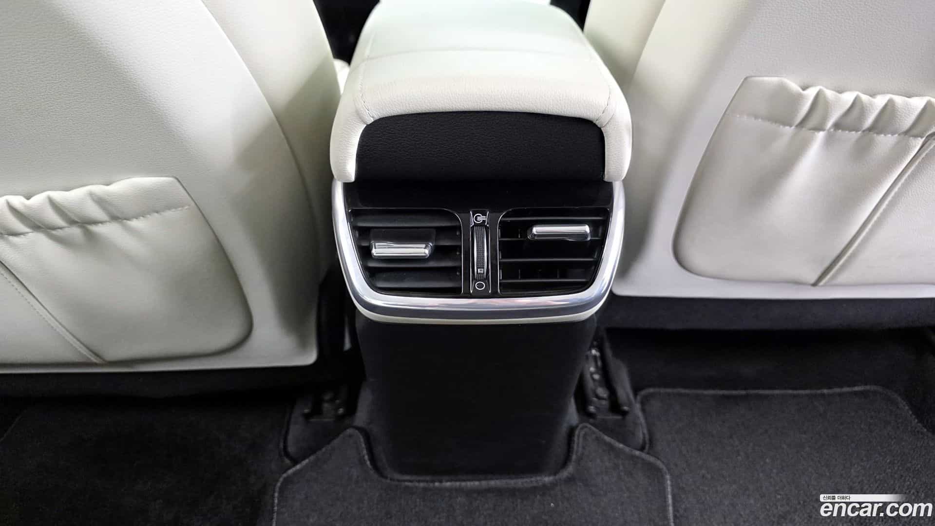 Grandeur Hyundai 2022.2-OPTION-023