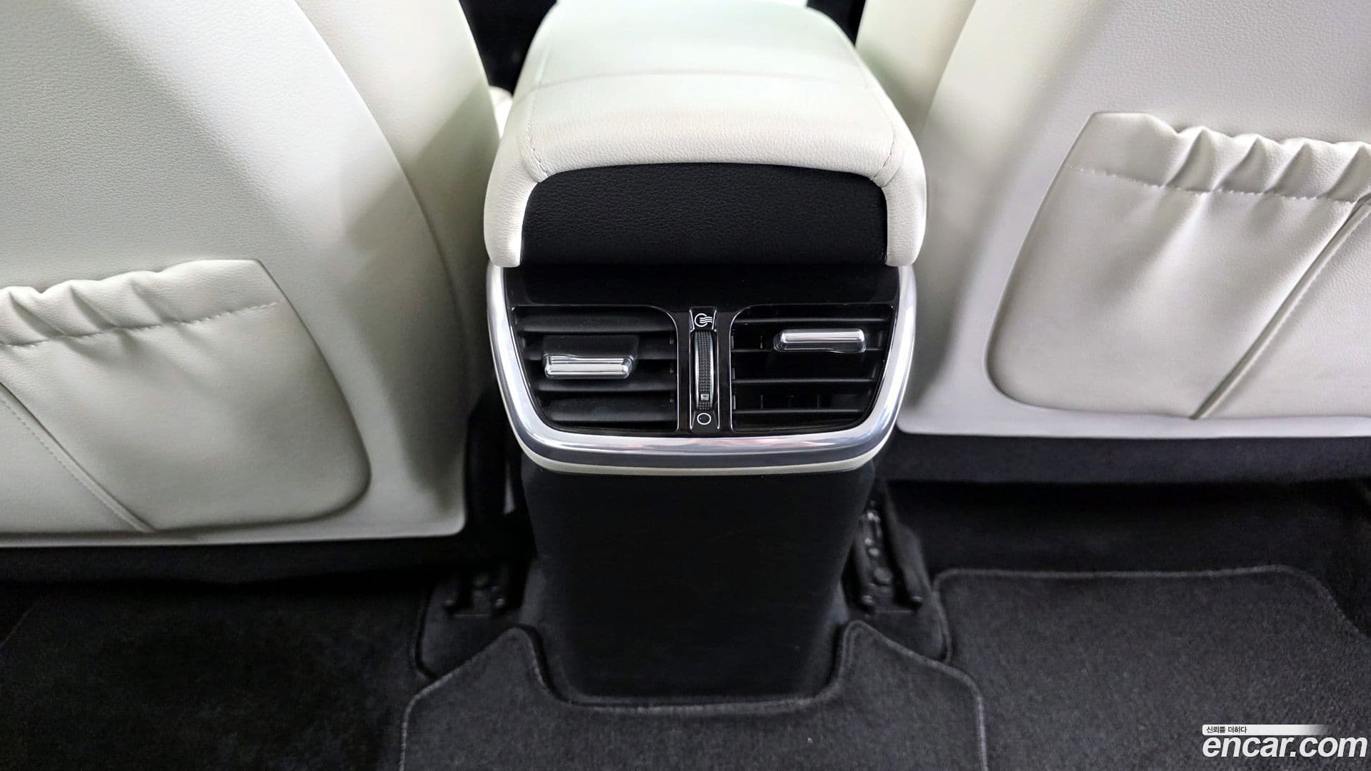 Main__Slider__Photo:Grandeur Hyundai 2022.2-18
