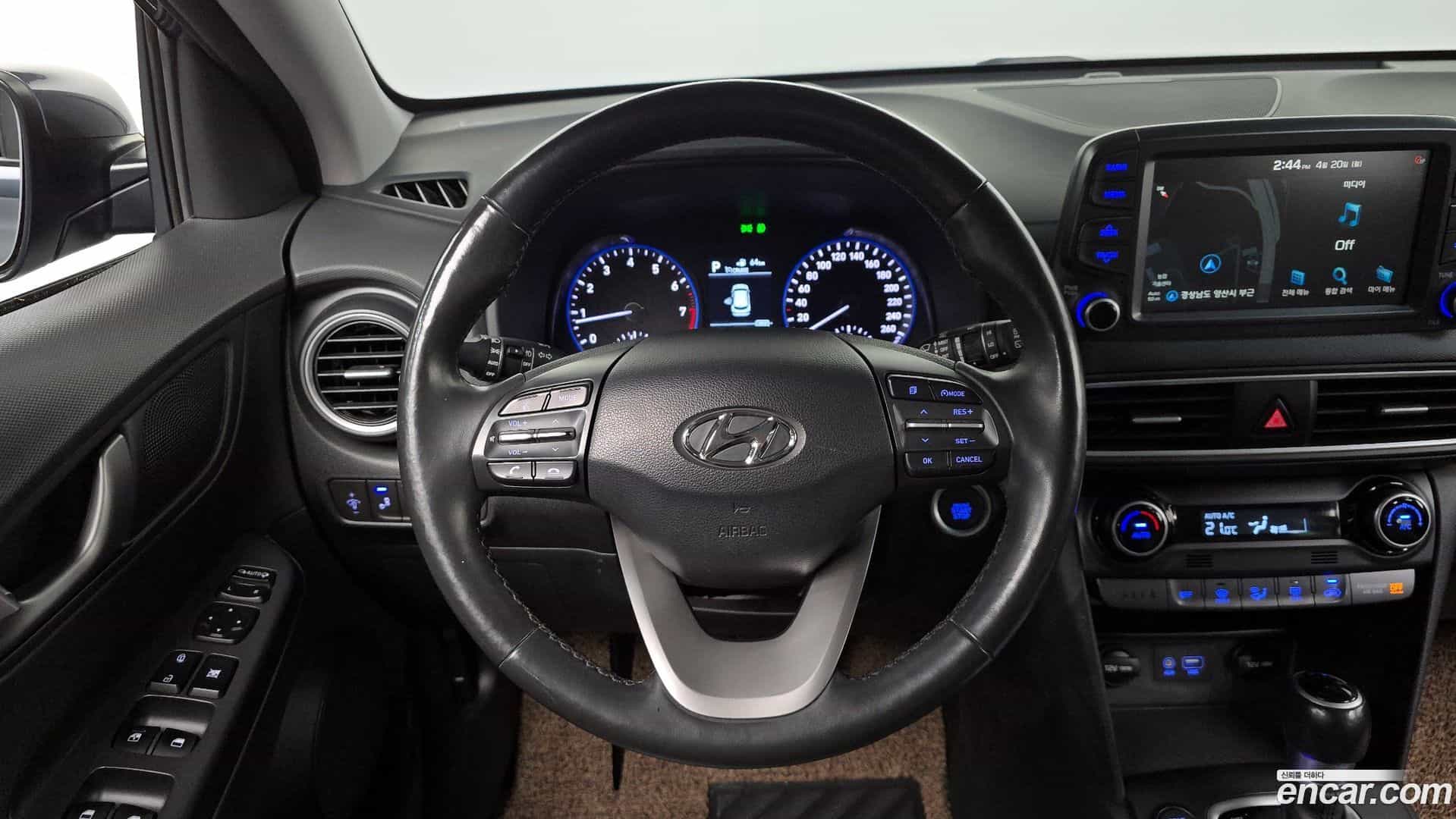 Kona Hyundai 2018.8-OPTION-017