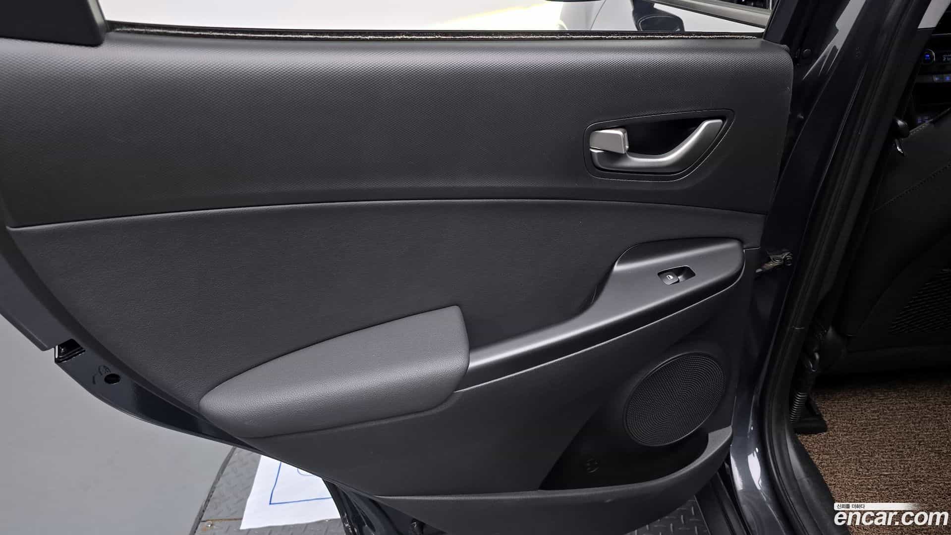 Kona Hyundai 2018.8-INNER-035