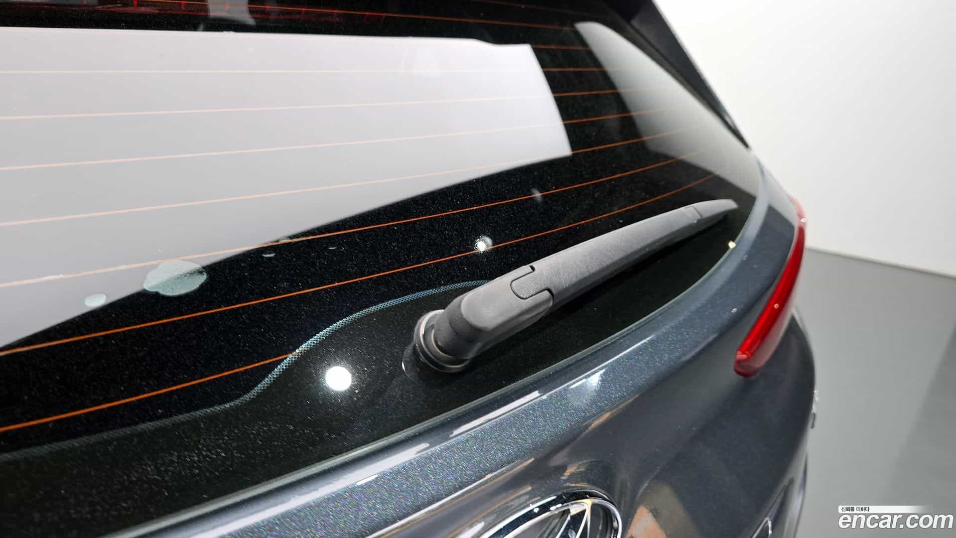 Kona Hyundai 2018.8-OPTION-046