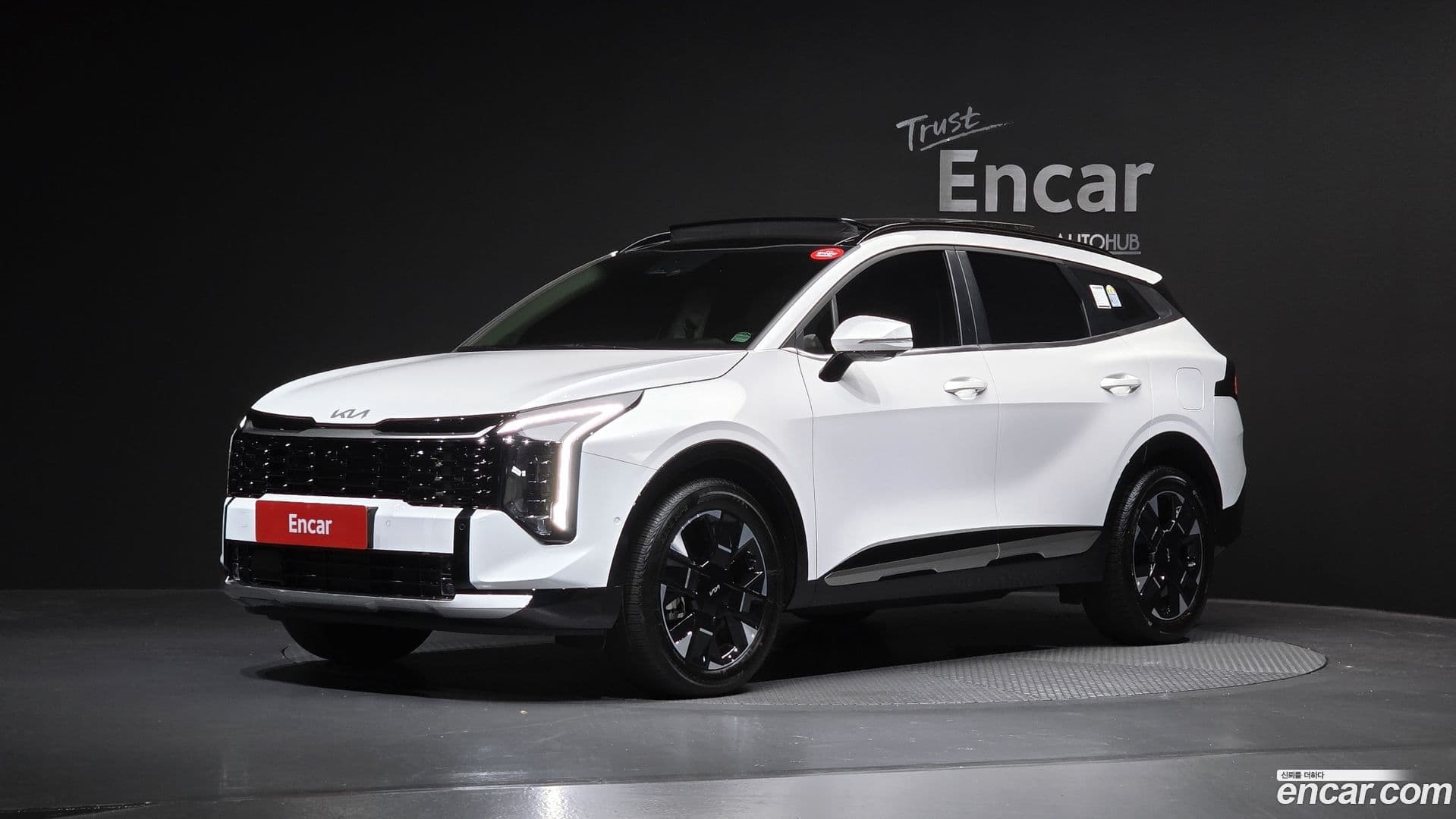 Main__Slider__Photo:Sportage Kia 2025.2-0