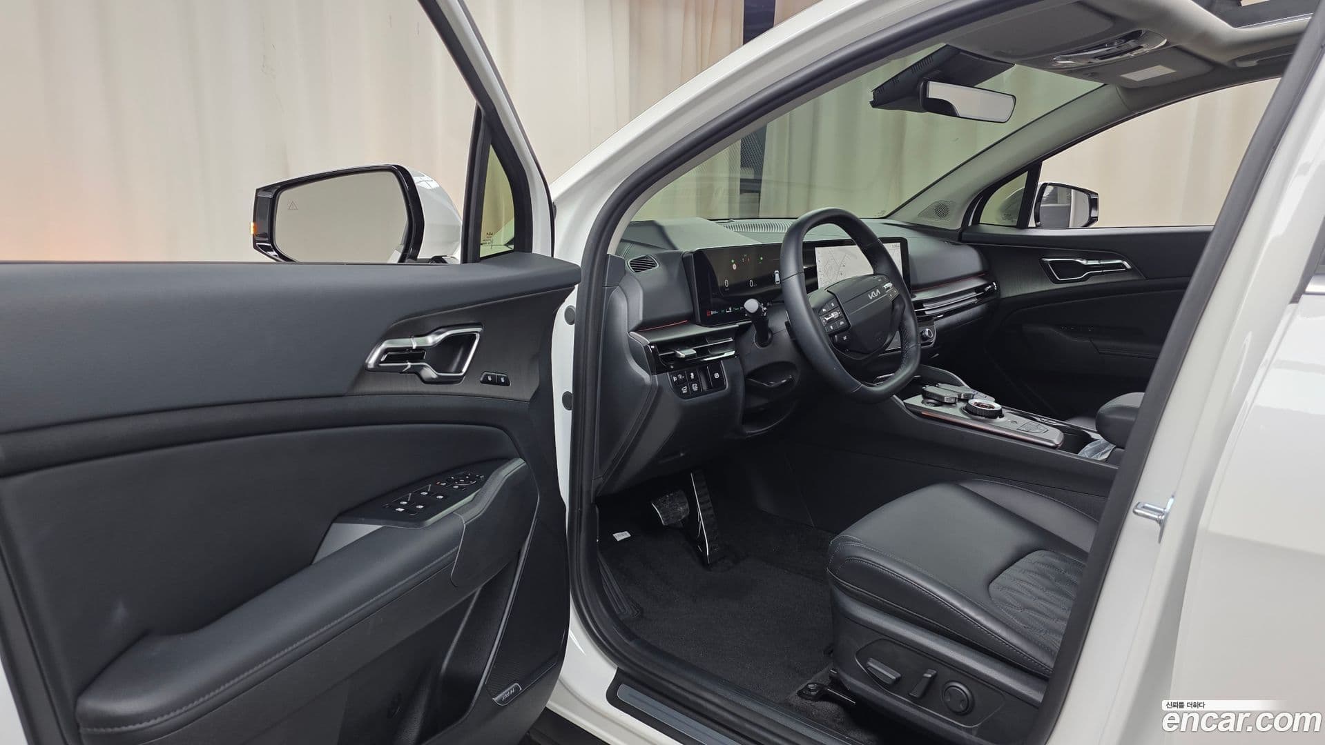 Main__Slider__Photo:Sportage Kia 2025.2-9