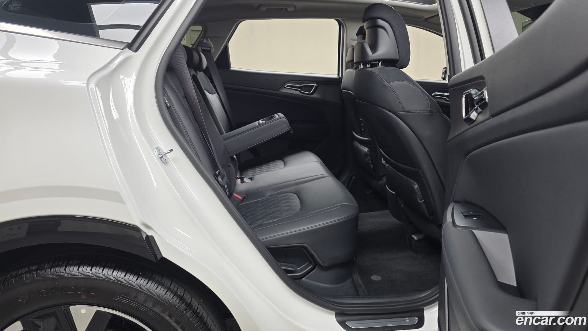 Main__Slider__Photo:Sportage Kia 2025.2-11