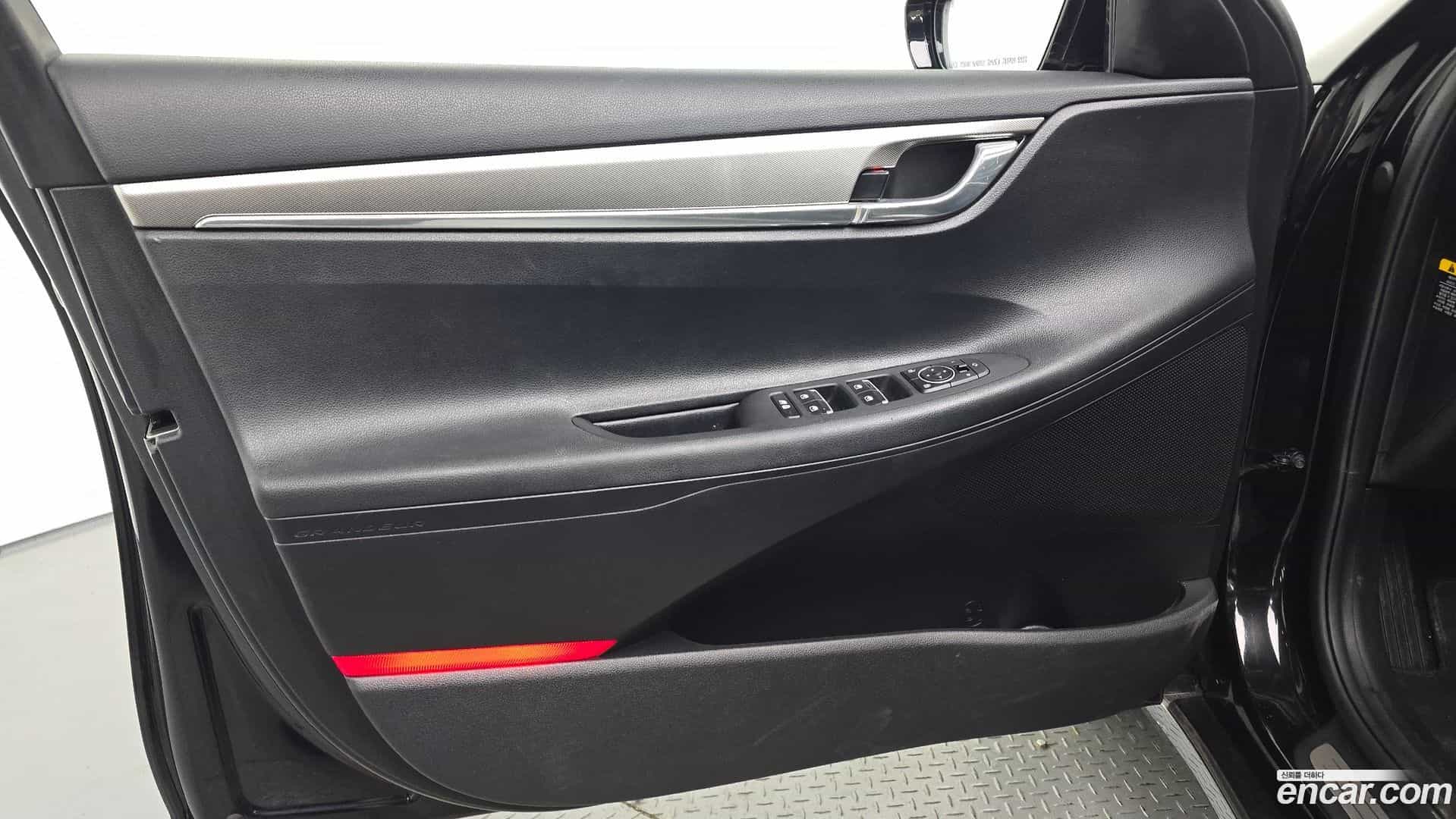 Grandeur Hyundai 2020.2-INNER-034
