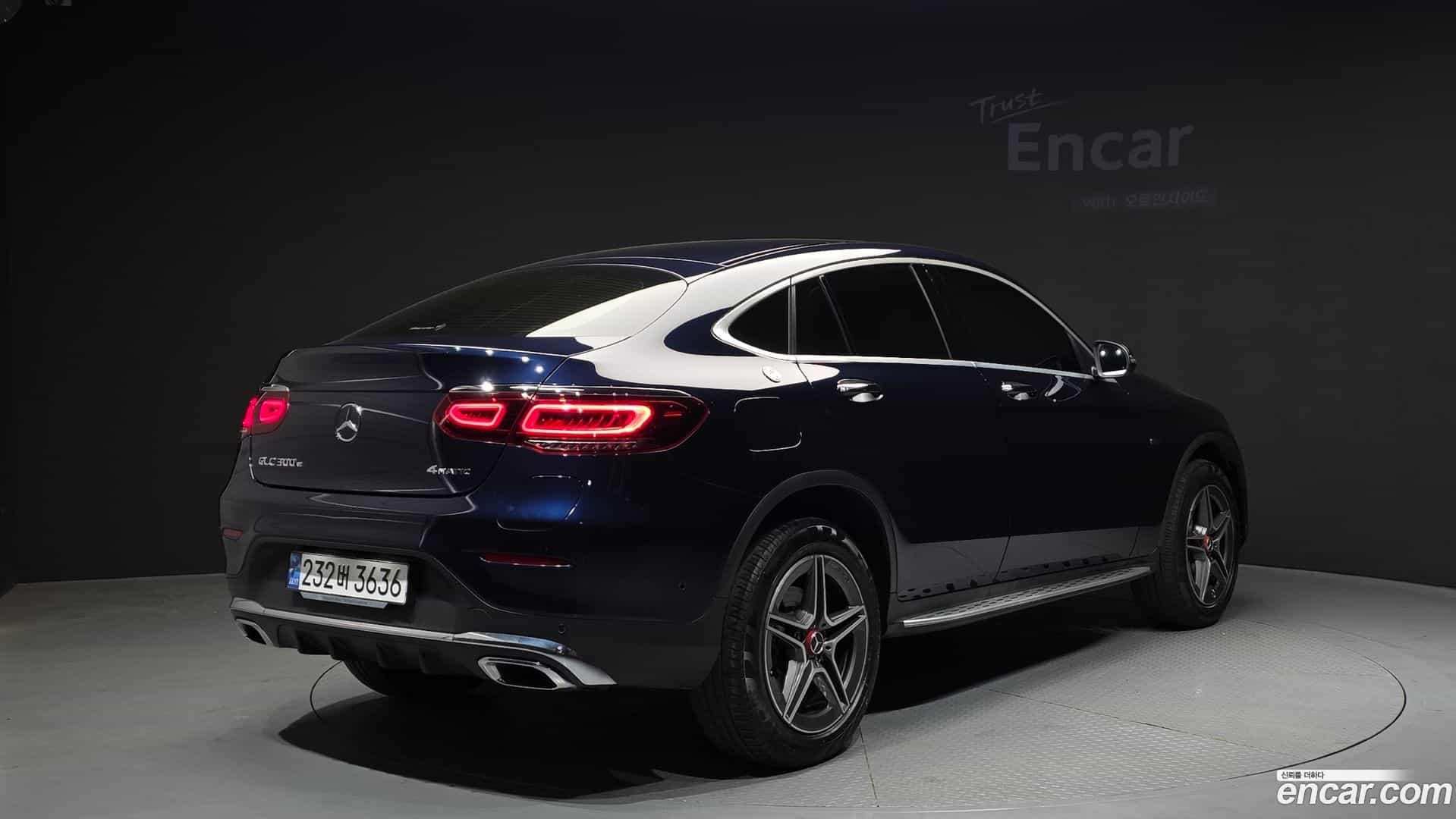 GLC-Class Mercedes-Benz 2021.0-OUTER-002