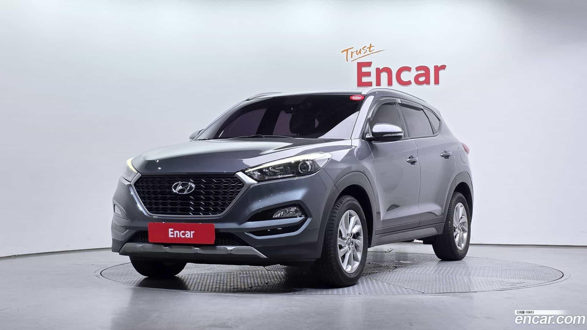 Tucson Hyundai 2017.0-OUTER-001