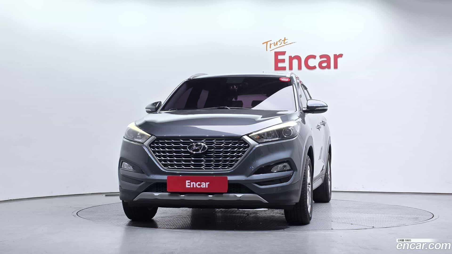 Tucson Hyundai 2017.0-OUTER-003
