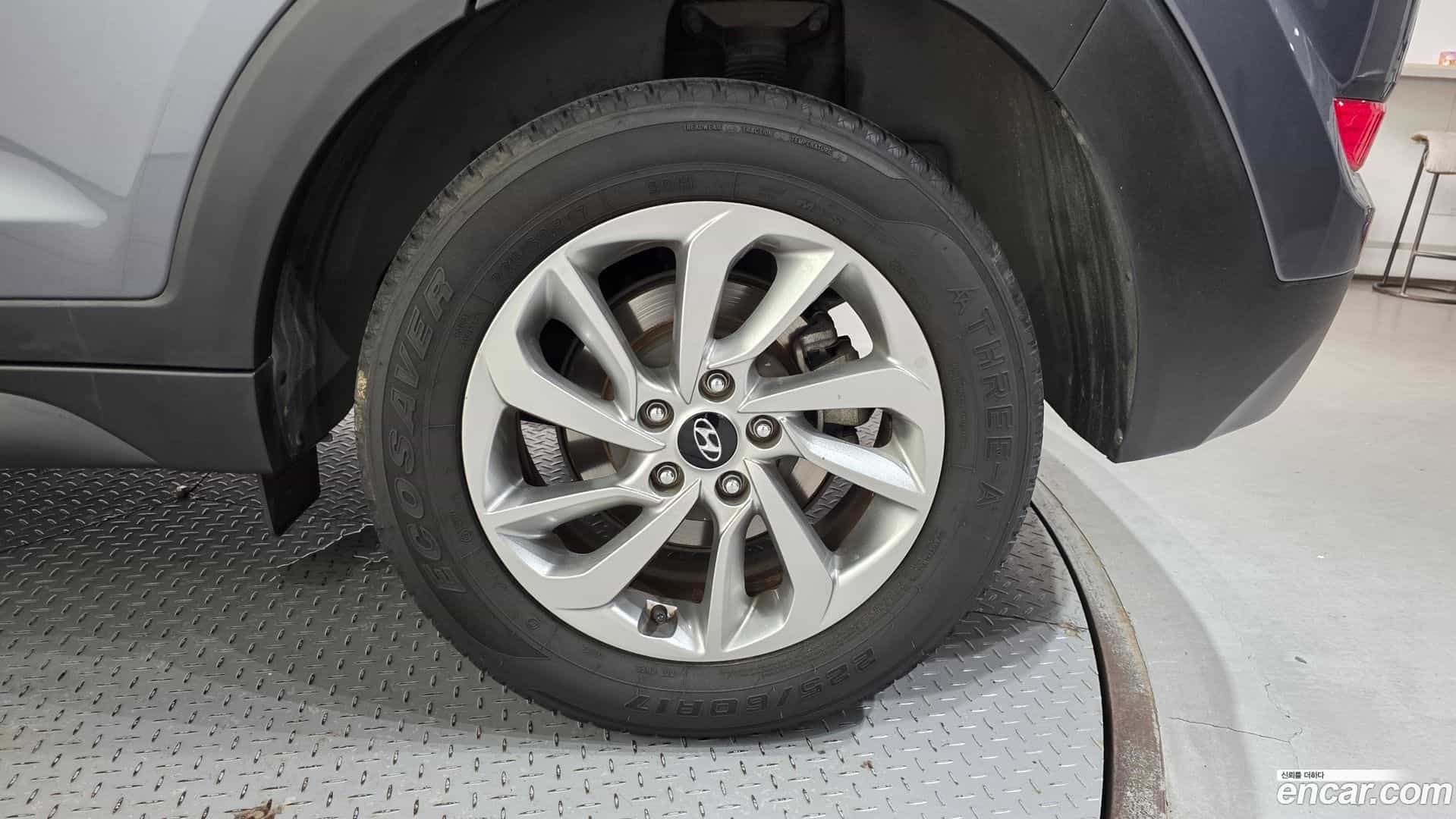 Tucson Hyundai 2017.0-OUTER-031