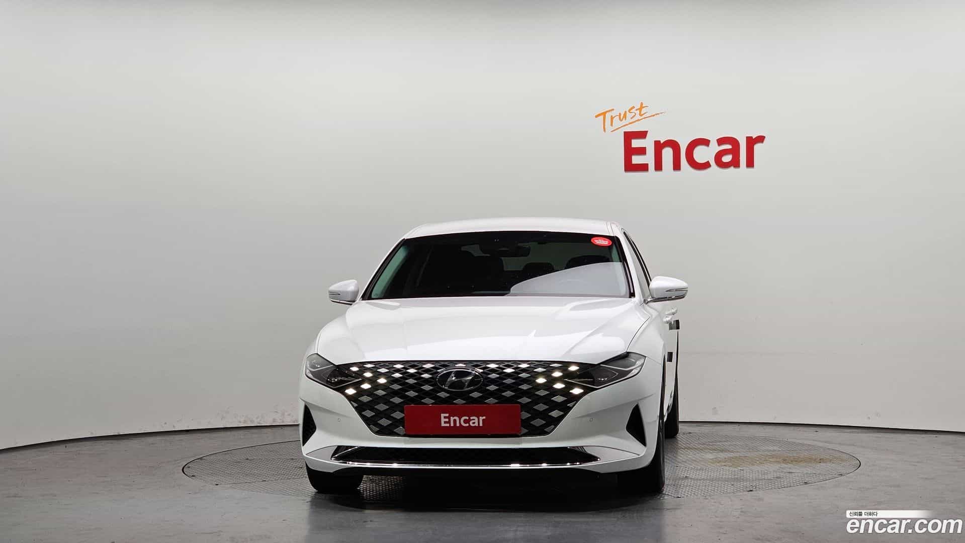 Grandeur Hyundai 2022.5-OUTER-003