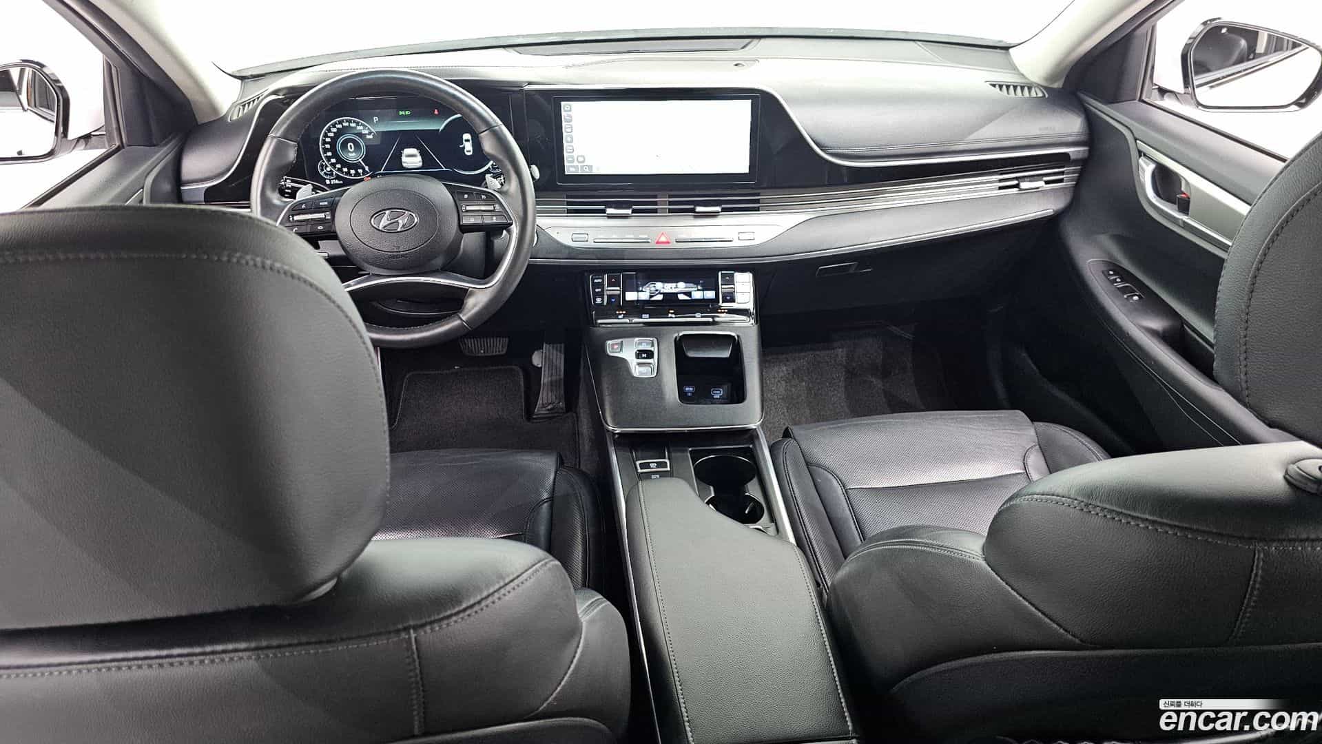 Grandeur Hyundai 2022.5-INNER-007