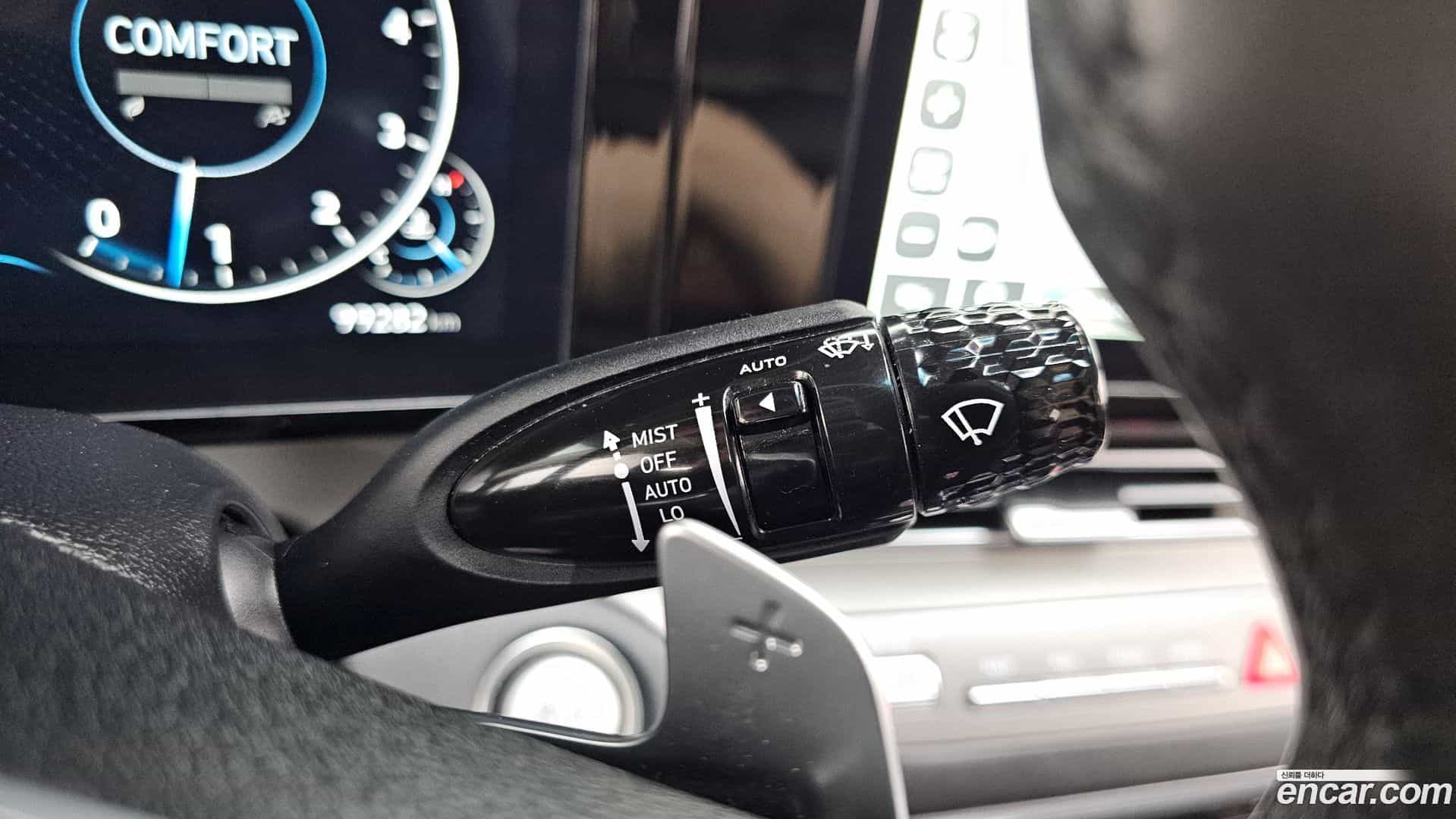 Grandeur Hyundai 2022.5-OPTION-023