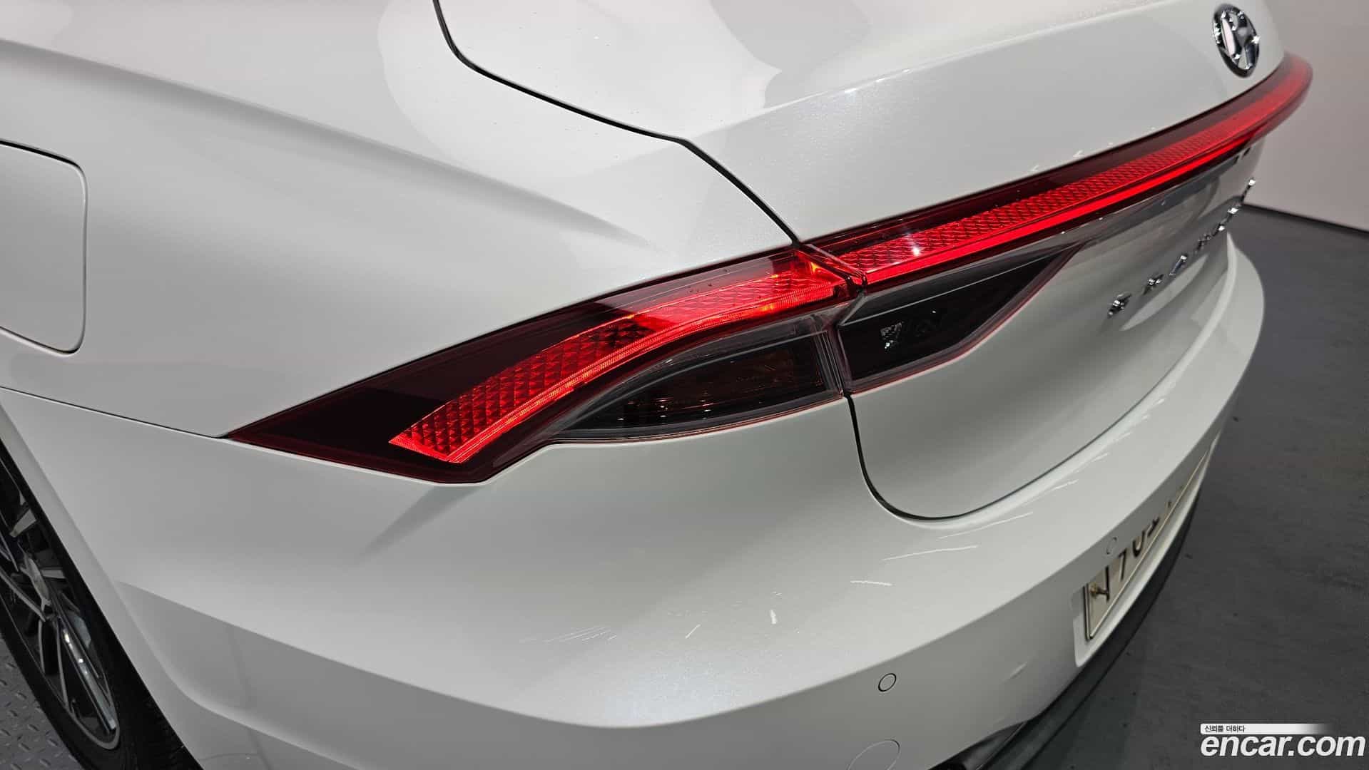 Grandeur Hyundai 2022.5-OUTER-033