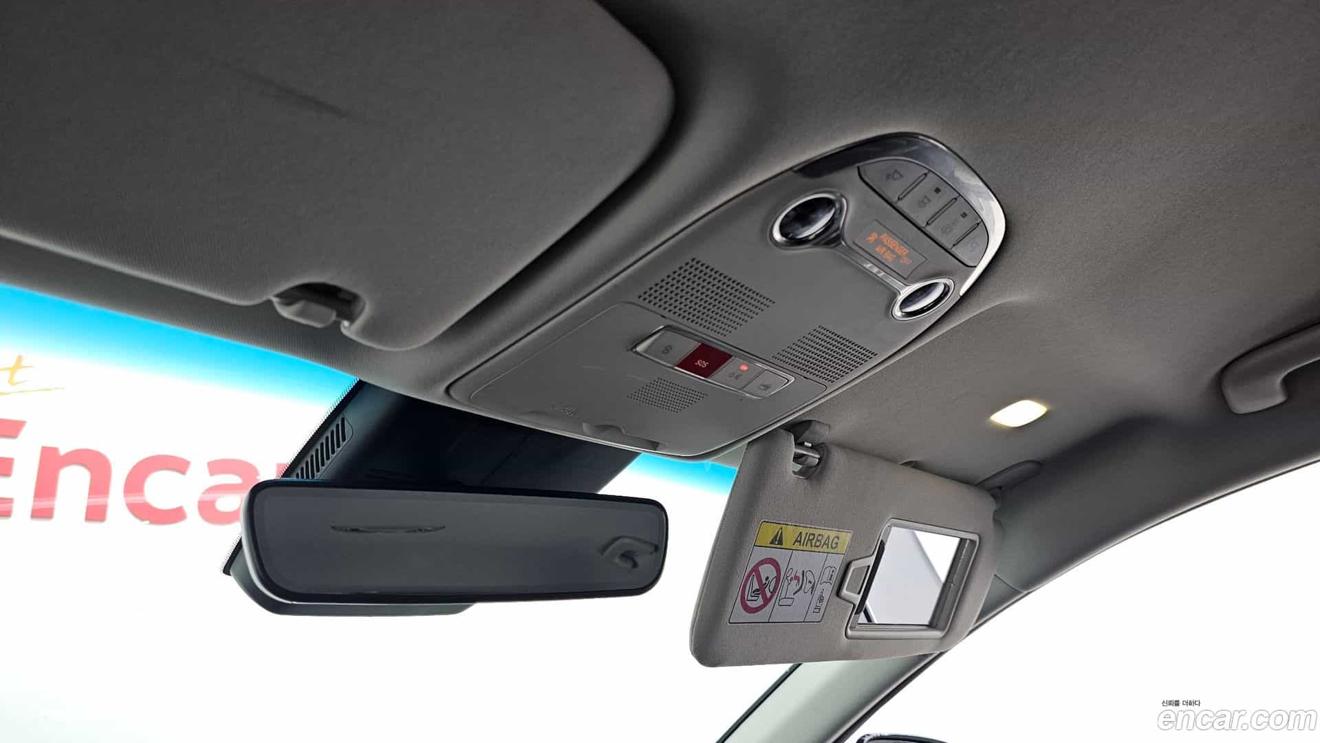 Grandeur Hyundai 2022.5-OPTION-041