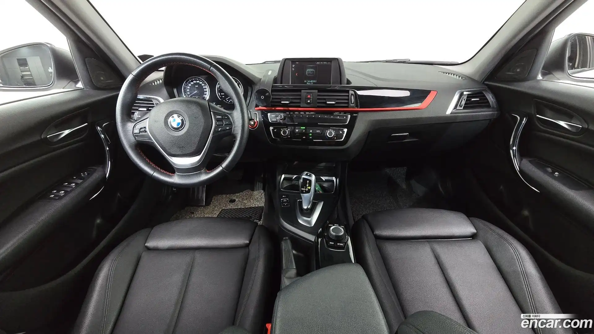 1-Series BMW 2018.11-INNER-007