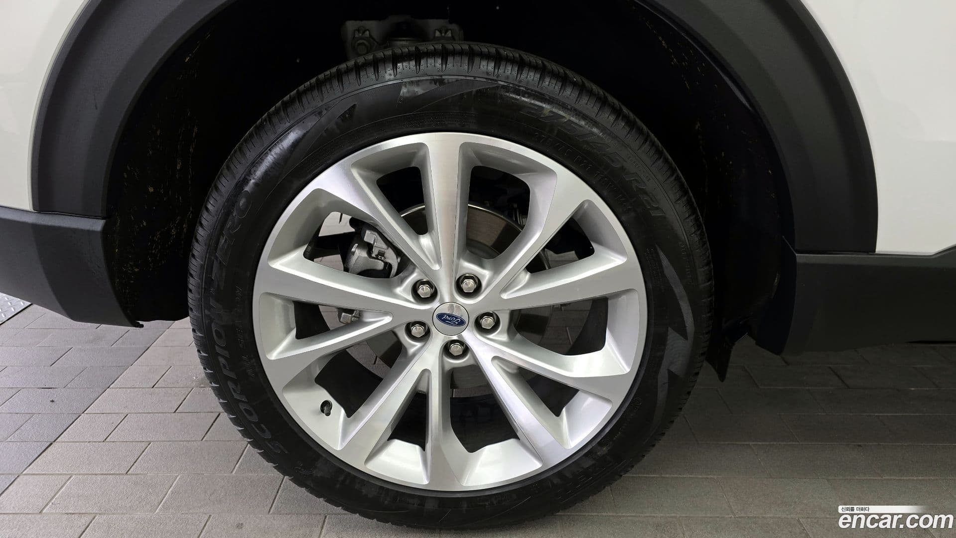 Main__Slider__Photo:Explorer Ford 2022.5-4