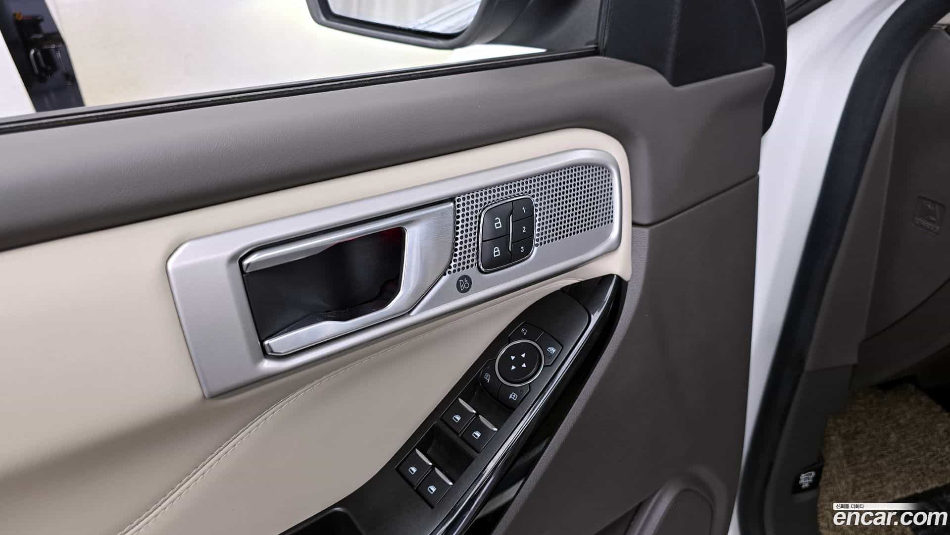 Explorer Ford 2022.5-OPTION-041