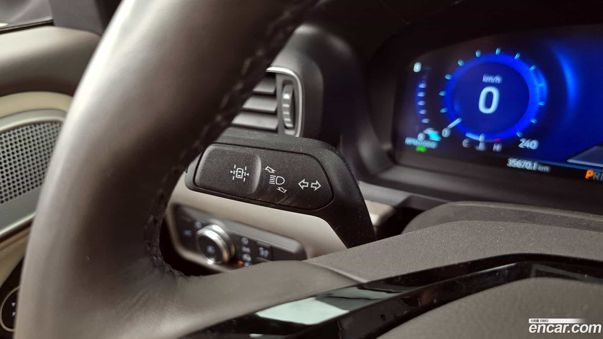 Explorer Ford 2022.5-OPTION-042