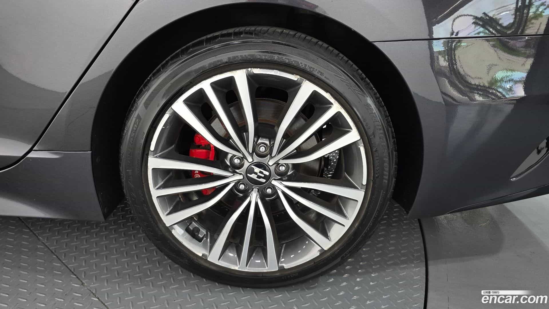 Stinger Kia 2017.8-OUTER-031