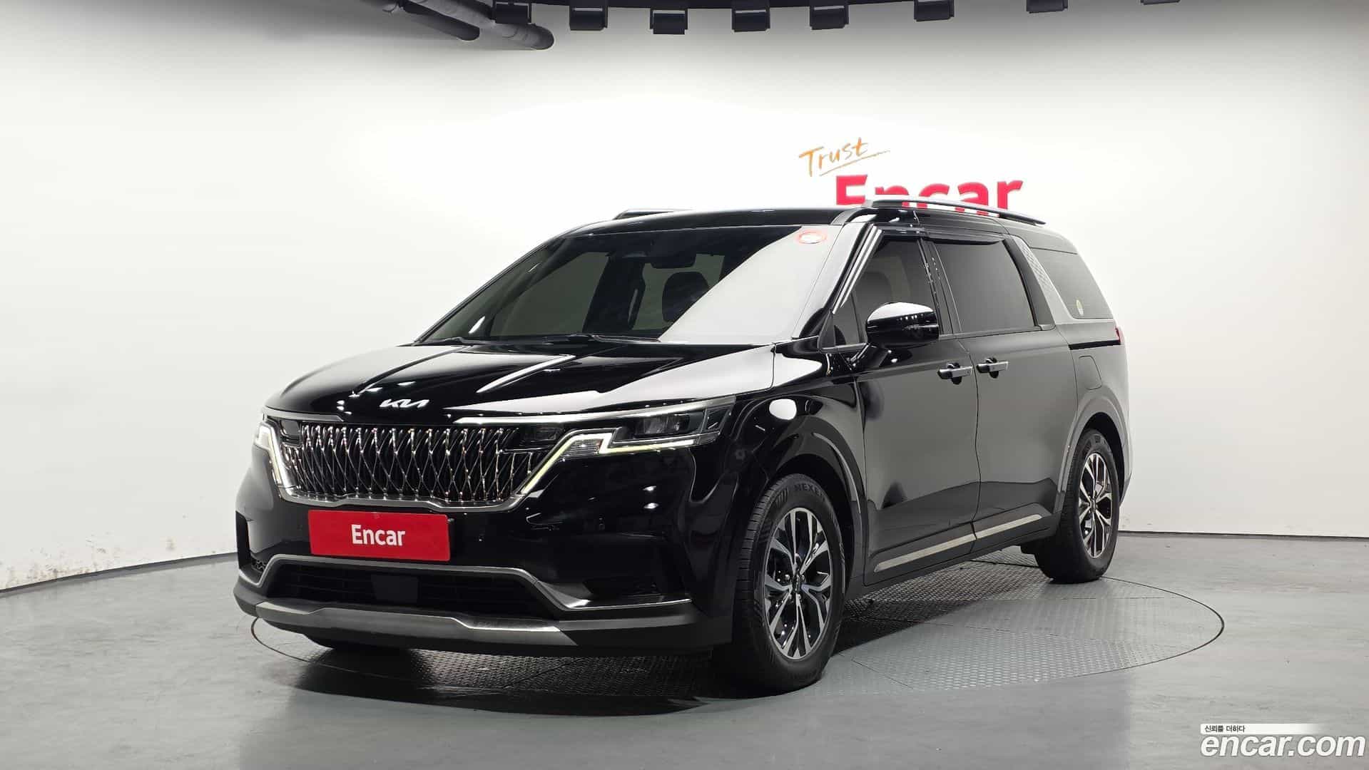 Canival Kia 2023.3-OUTER-001