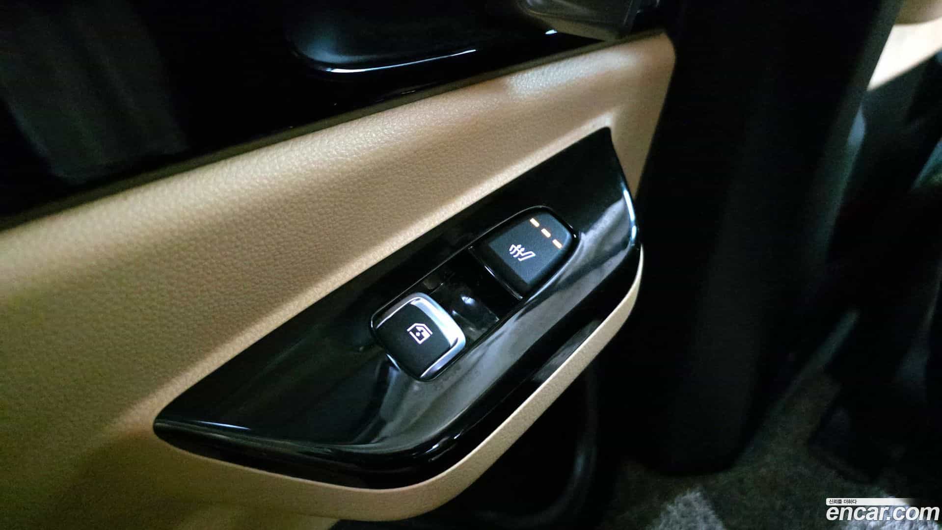 Canival Kia 2023.3-OPTION-023
