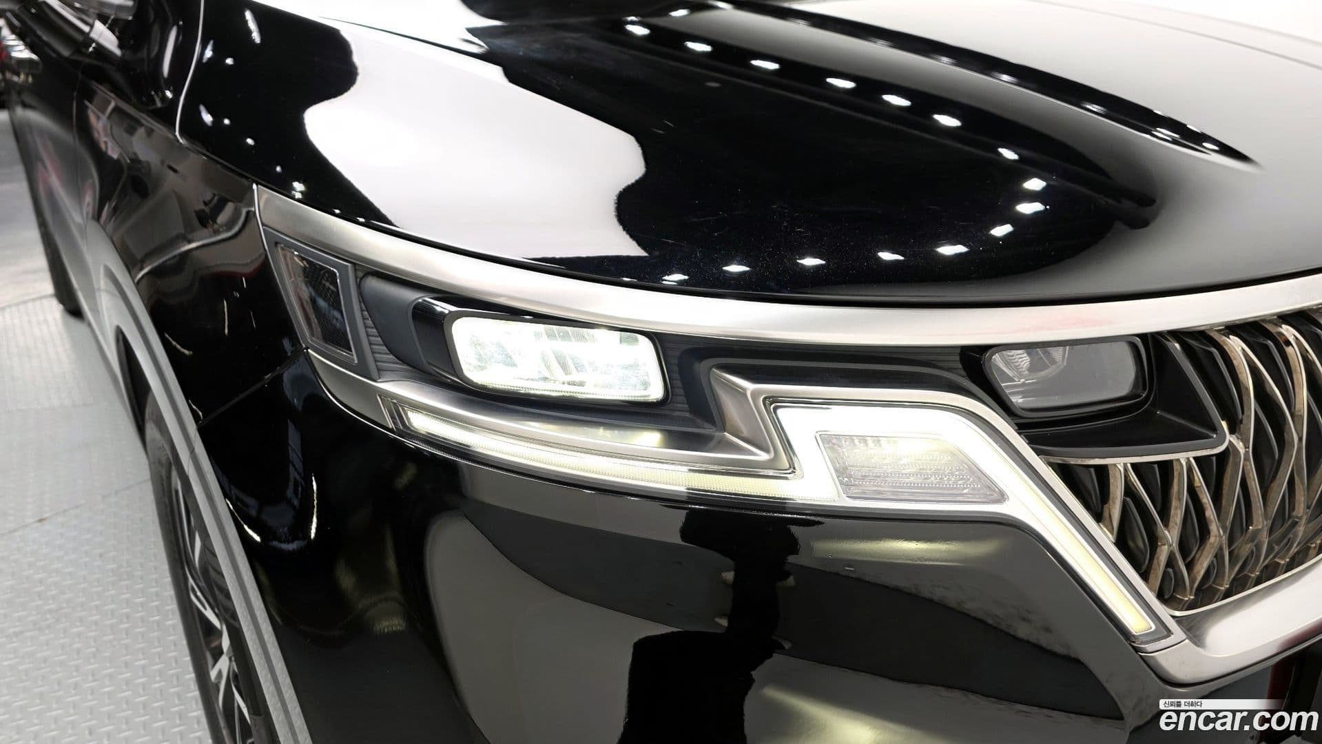 Main__Slider__Photo:Canival Kia 2023.3-21