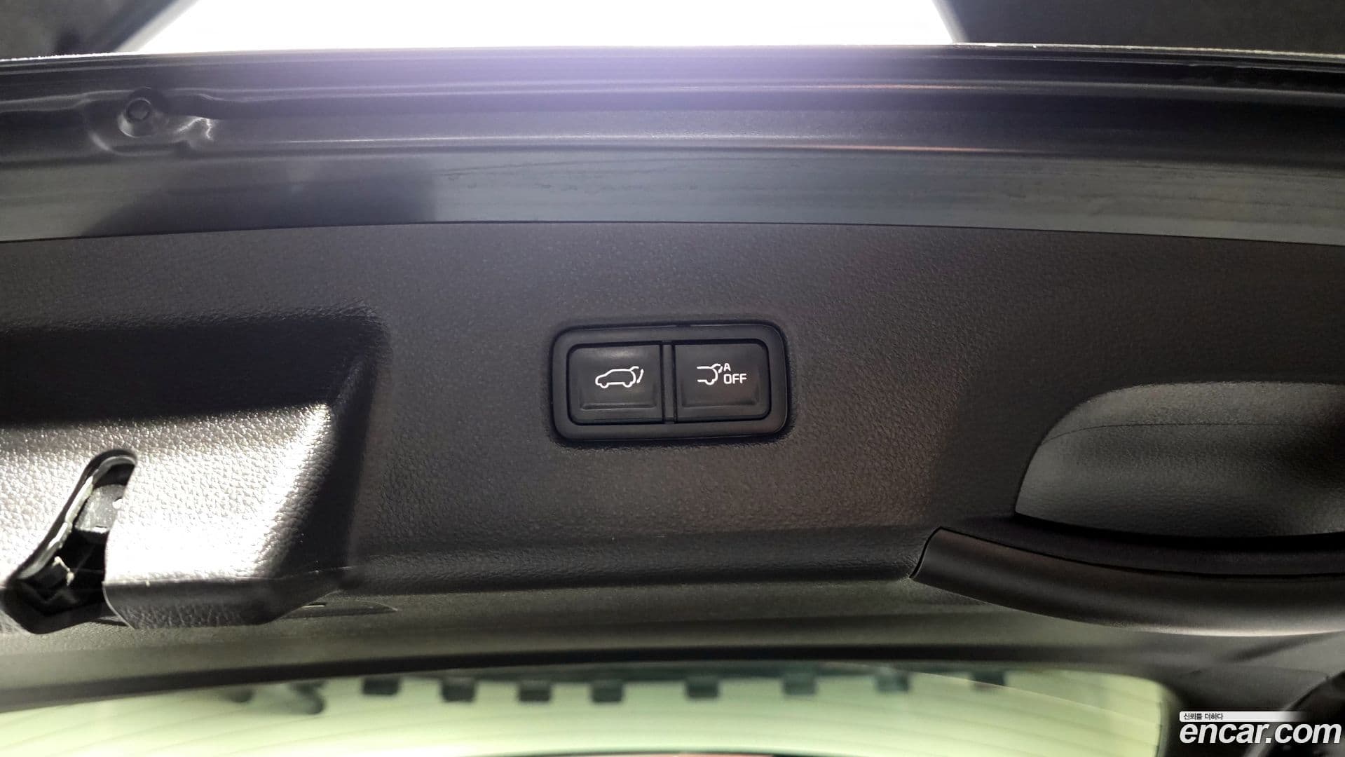 Main__Slider__Photo:Canival Kia 2023.3-27
