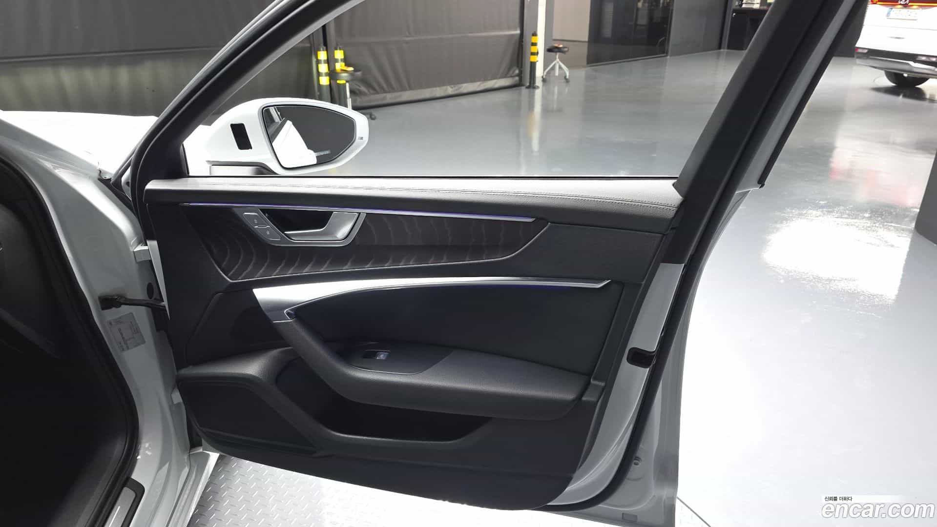 A6 Audi 2023.11-INNER-034