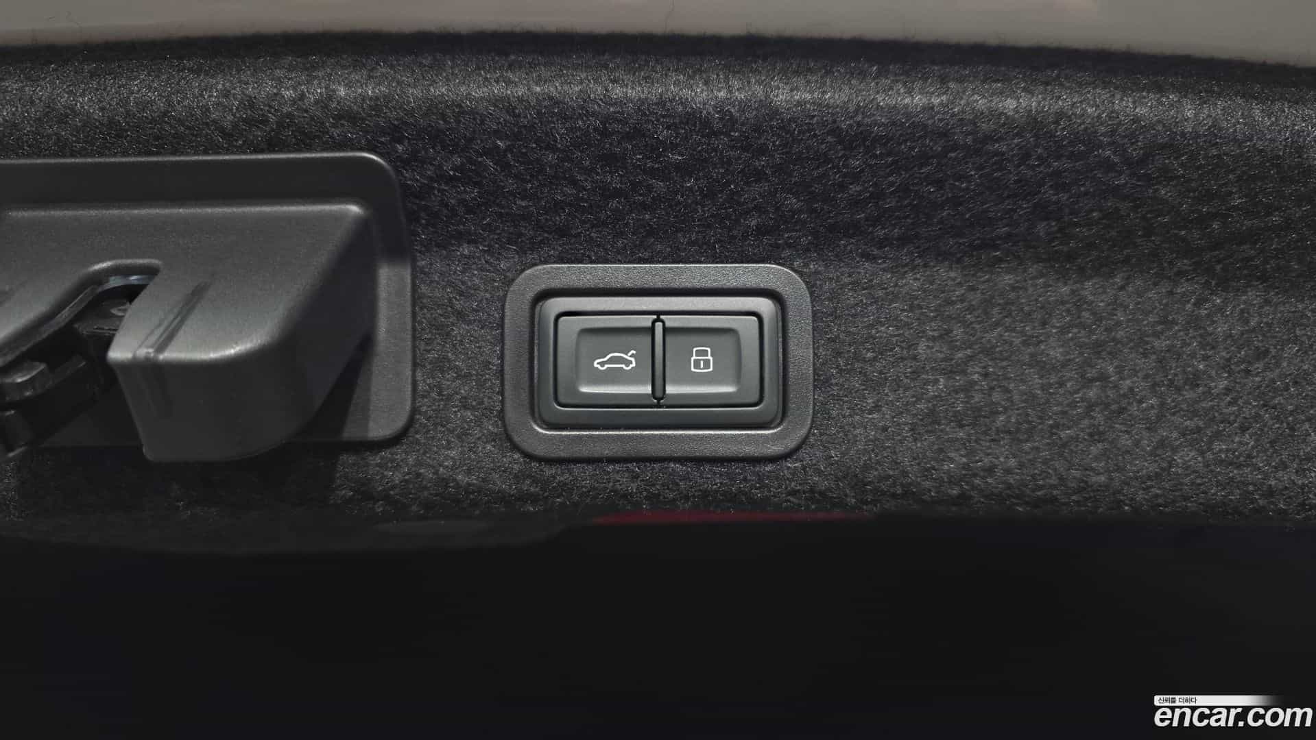 A6 Audi 2023.11-OPTION-045