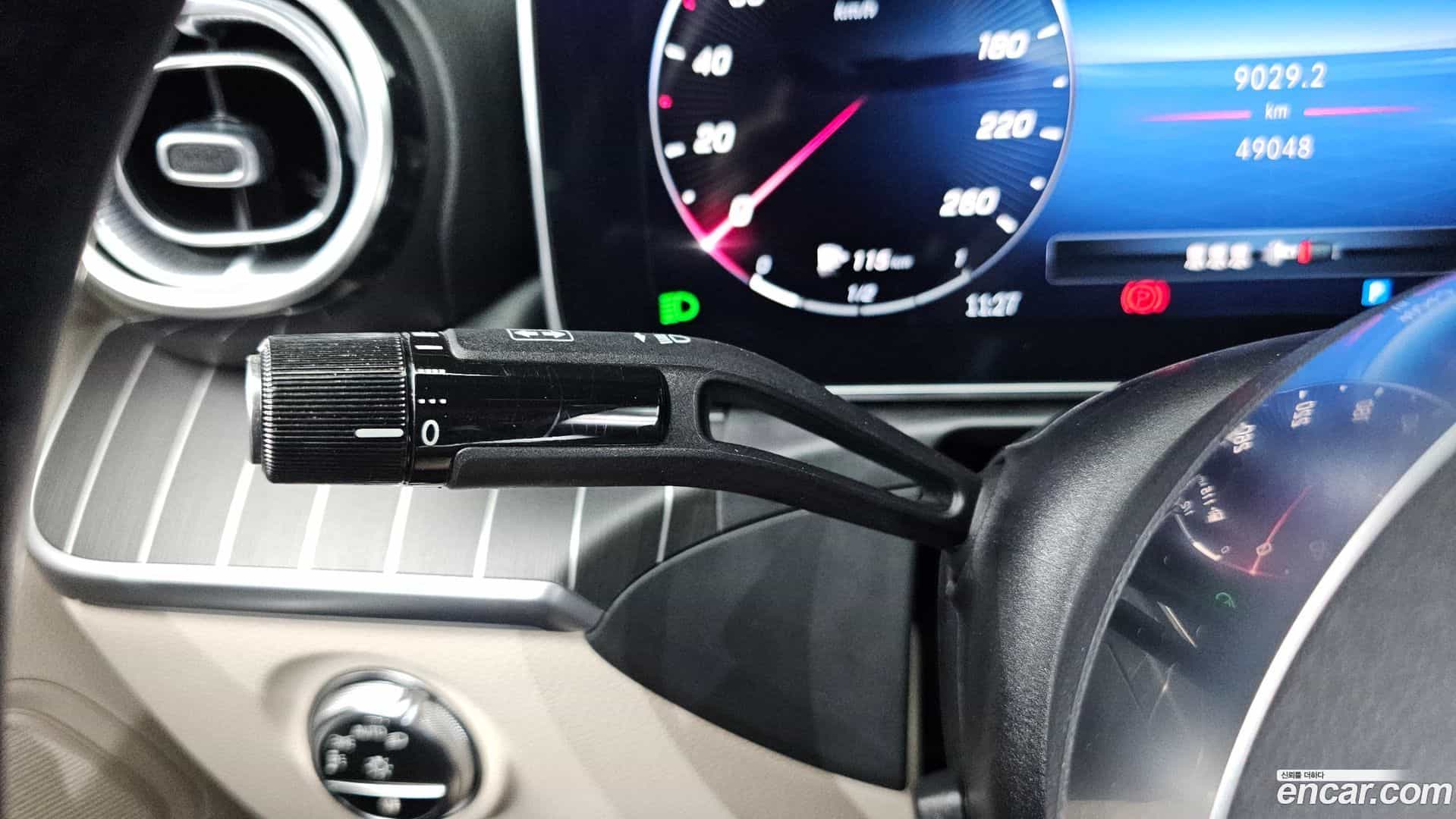 C-Class Mercedes-Benz 2023.4-OPTION-019