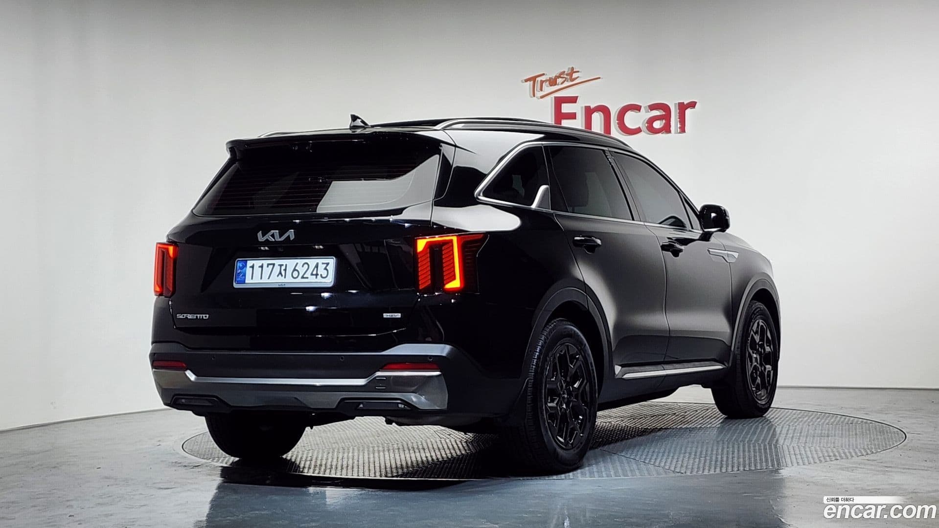 Main__Slider__Photo:Sorento Kia 2024.8-1