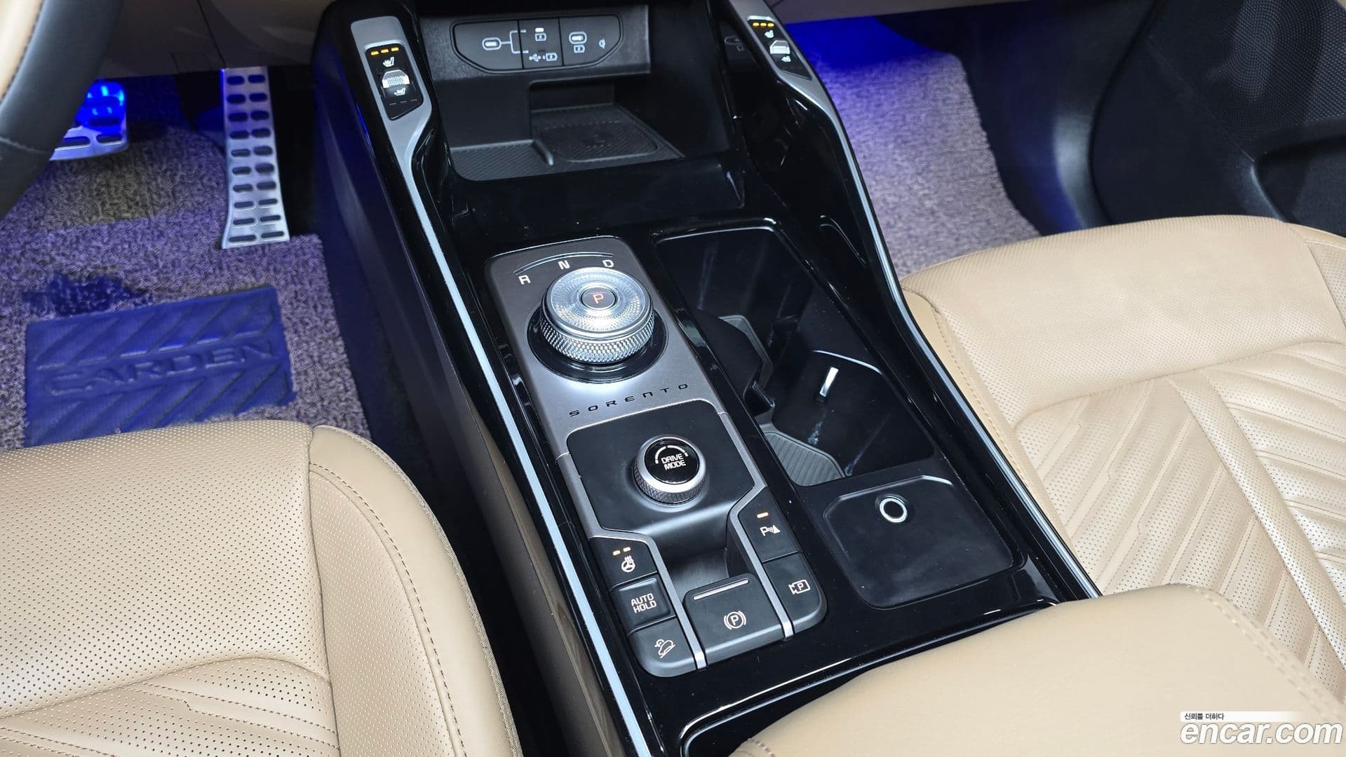 Main__Slider__Photo:Sorento Kia 2024.8-8