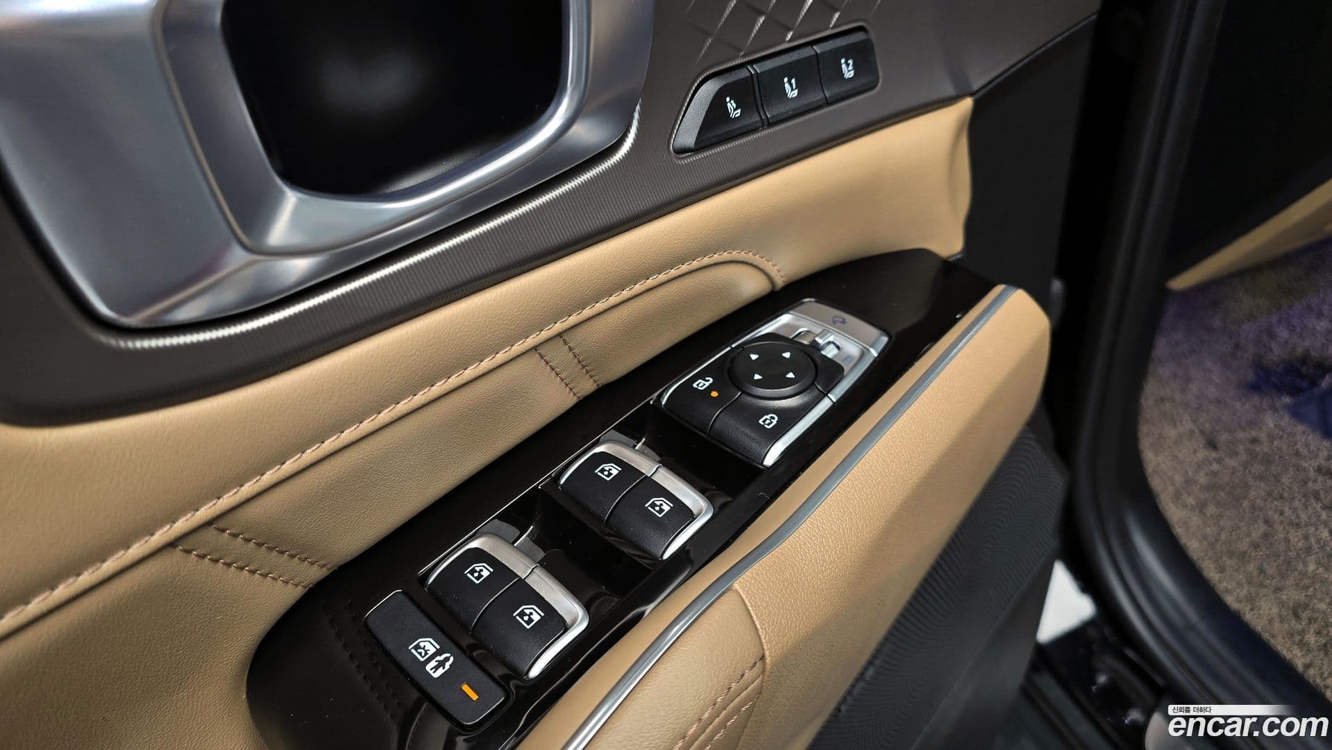 Main__Slider__Photo:Sorento Kia 2024.8-28
