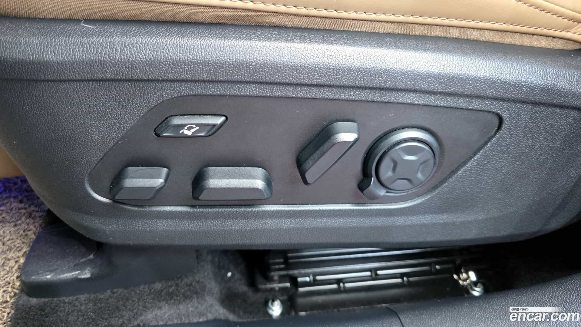 Sorento Kia 2024.8-OPTION-044