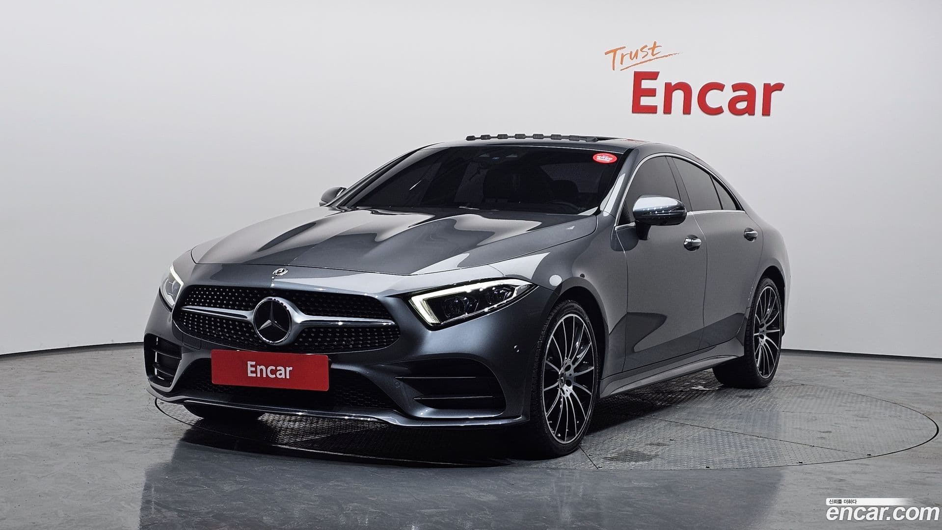 Main__Slider__Photo:CLS-Class Mercedes-Benz 2021.4-0