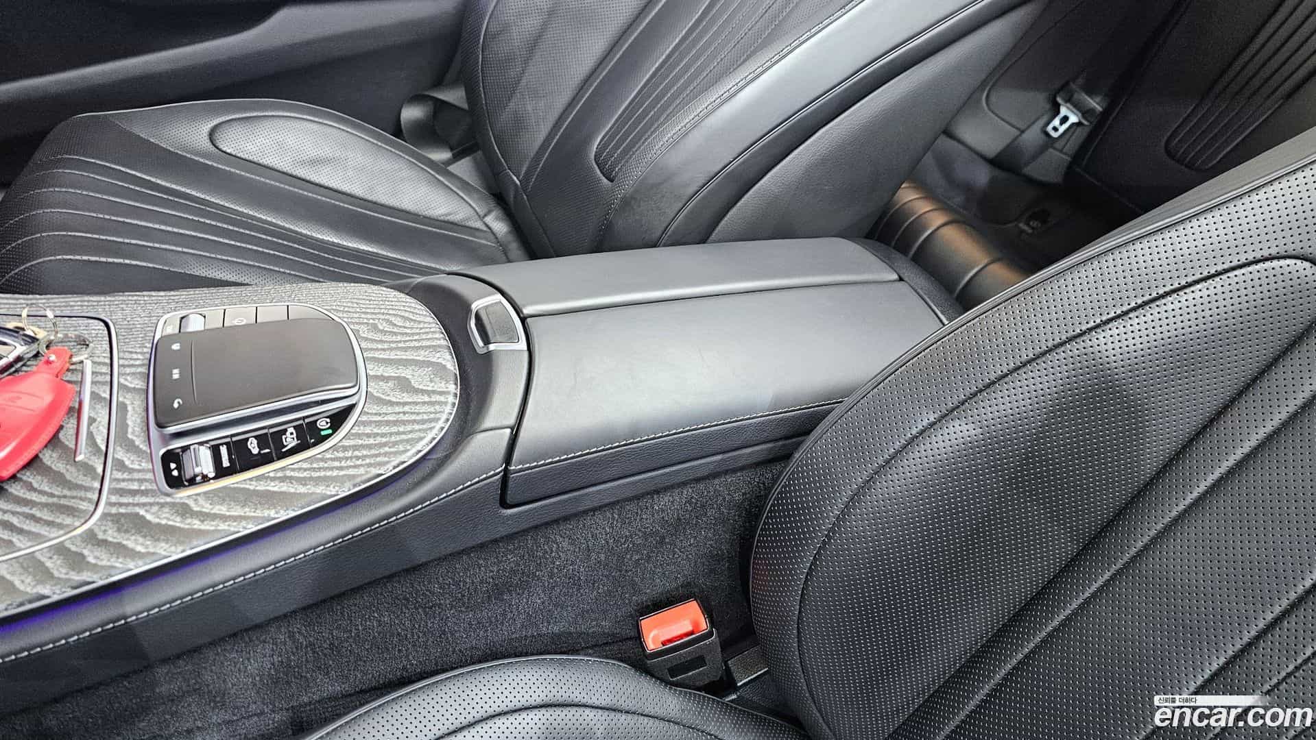 CLS-Class Mercedes-Benz 2021.4-OPTION-042