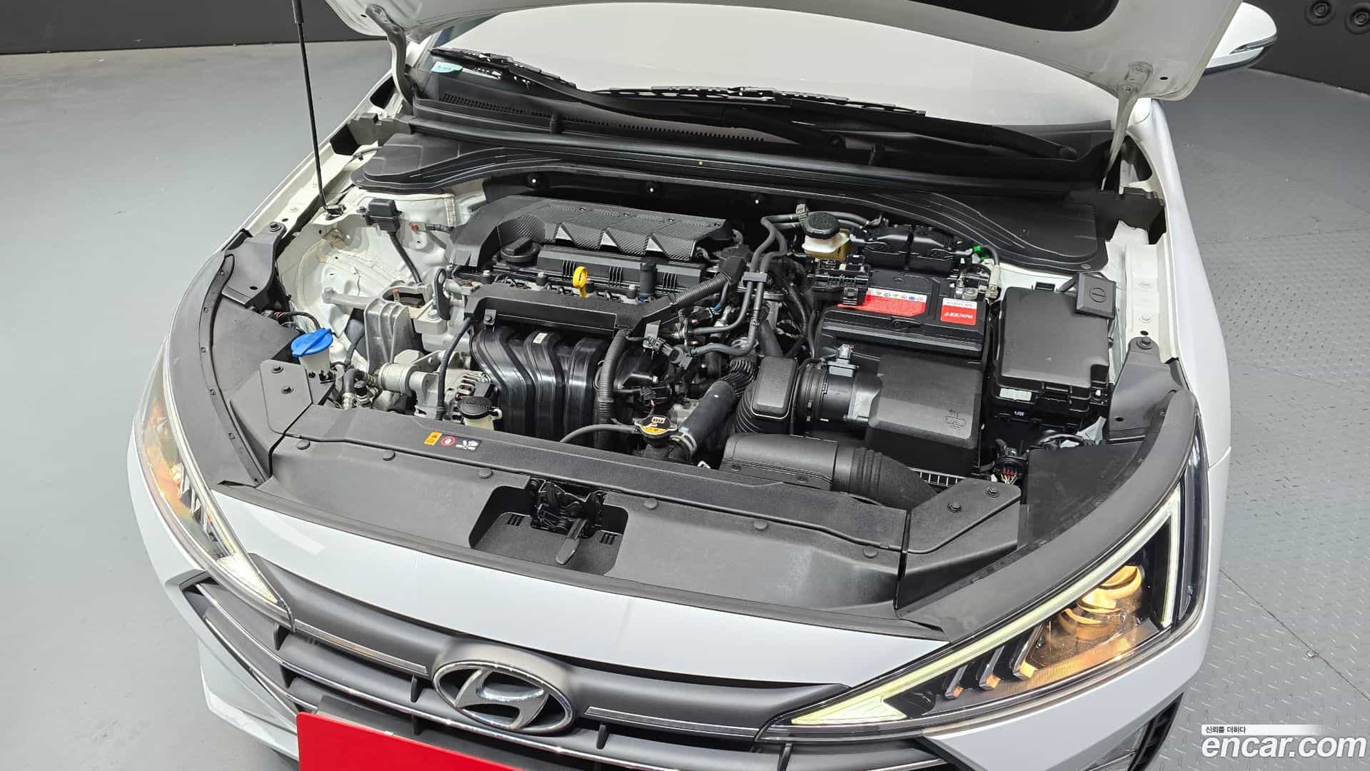 AVANTE Hyundai 2020.2-OUTER-006