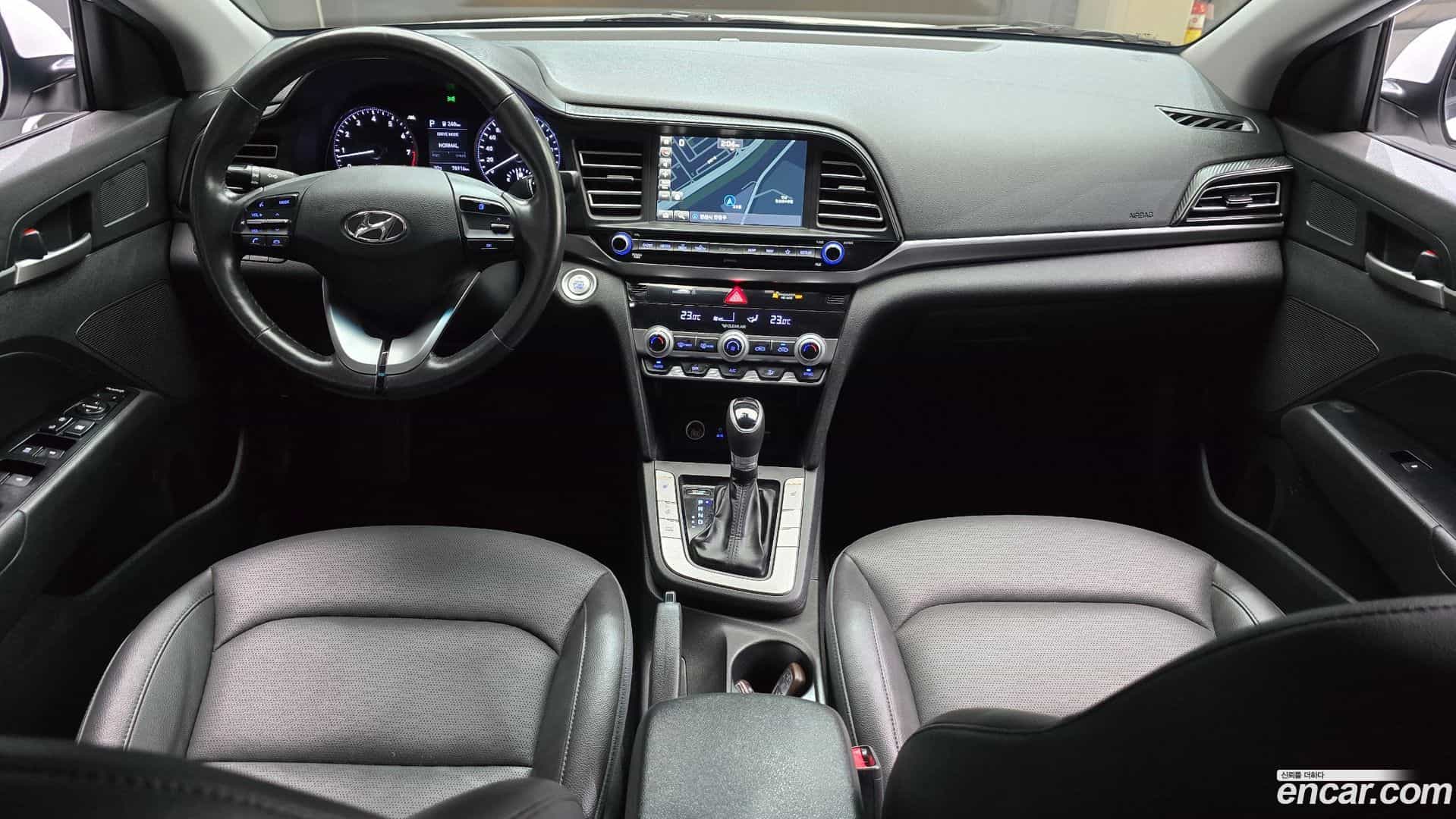AVANTE Hyundai 2020.2-INNER-007